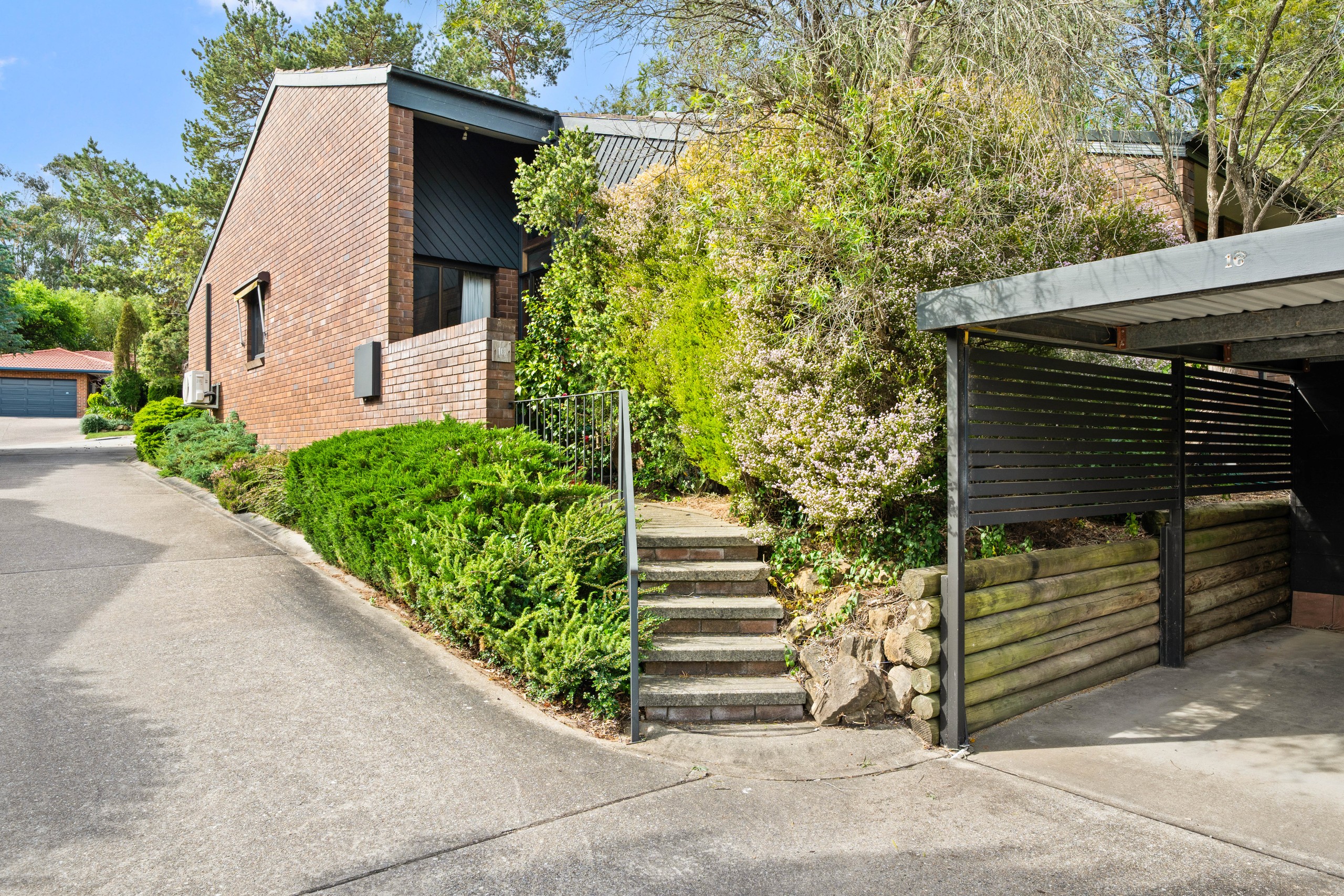 16/5 Lane-Poole Place, Yarralumla, ACT 2600