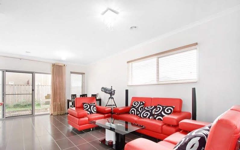 19 Cranbrook Circuit, Officer, VIC 3809