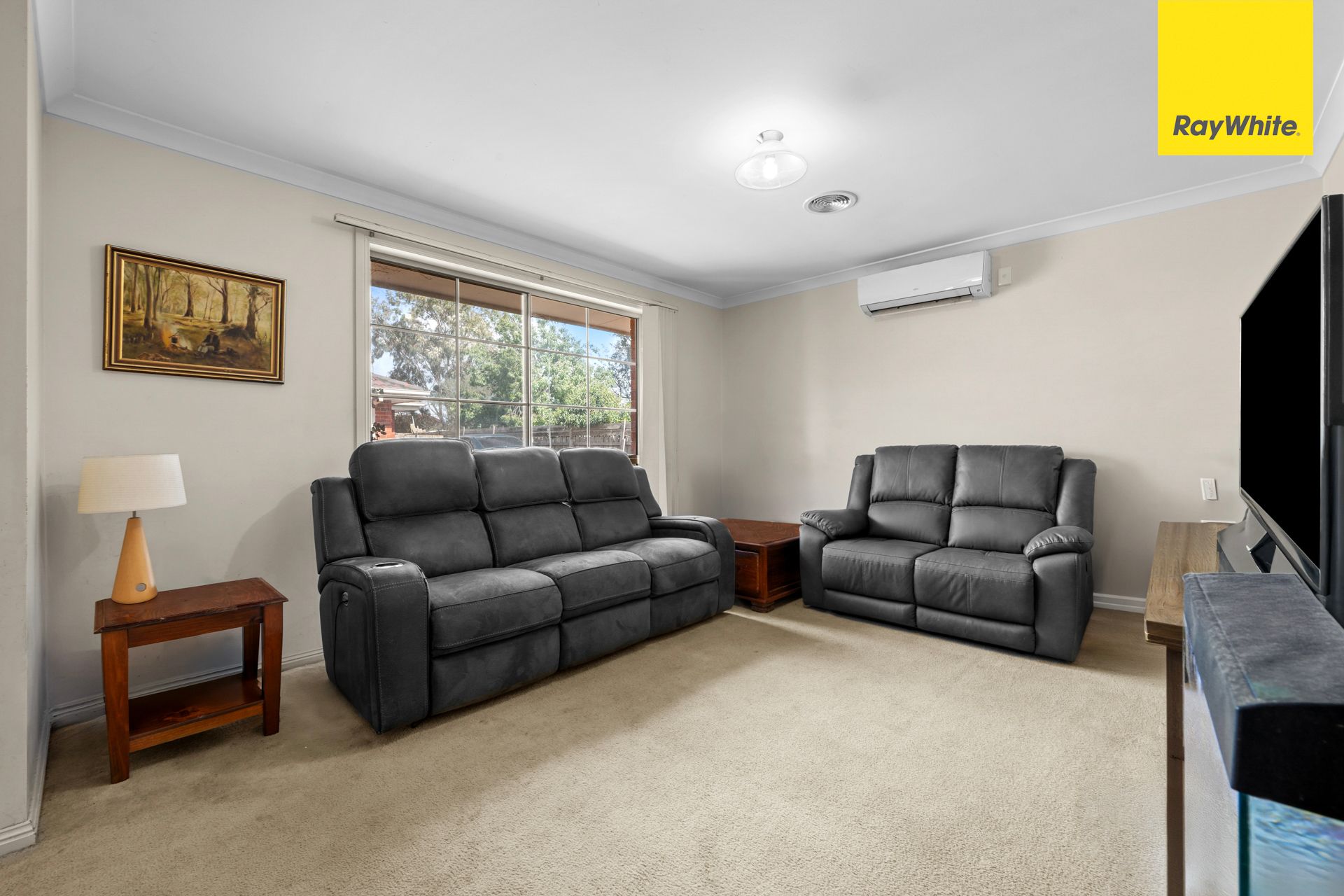 2/49 Staughton Street, Melton South, VIC 3338