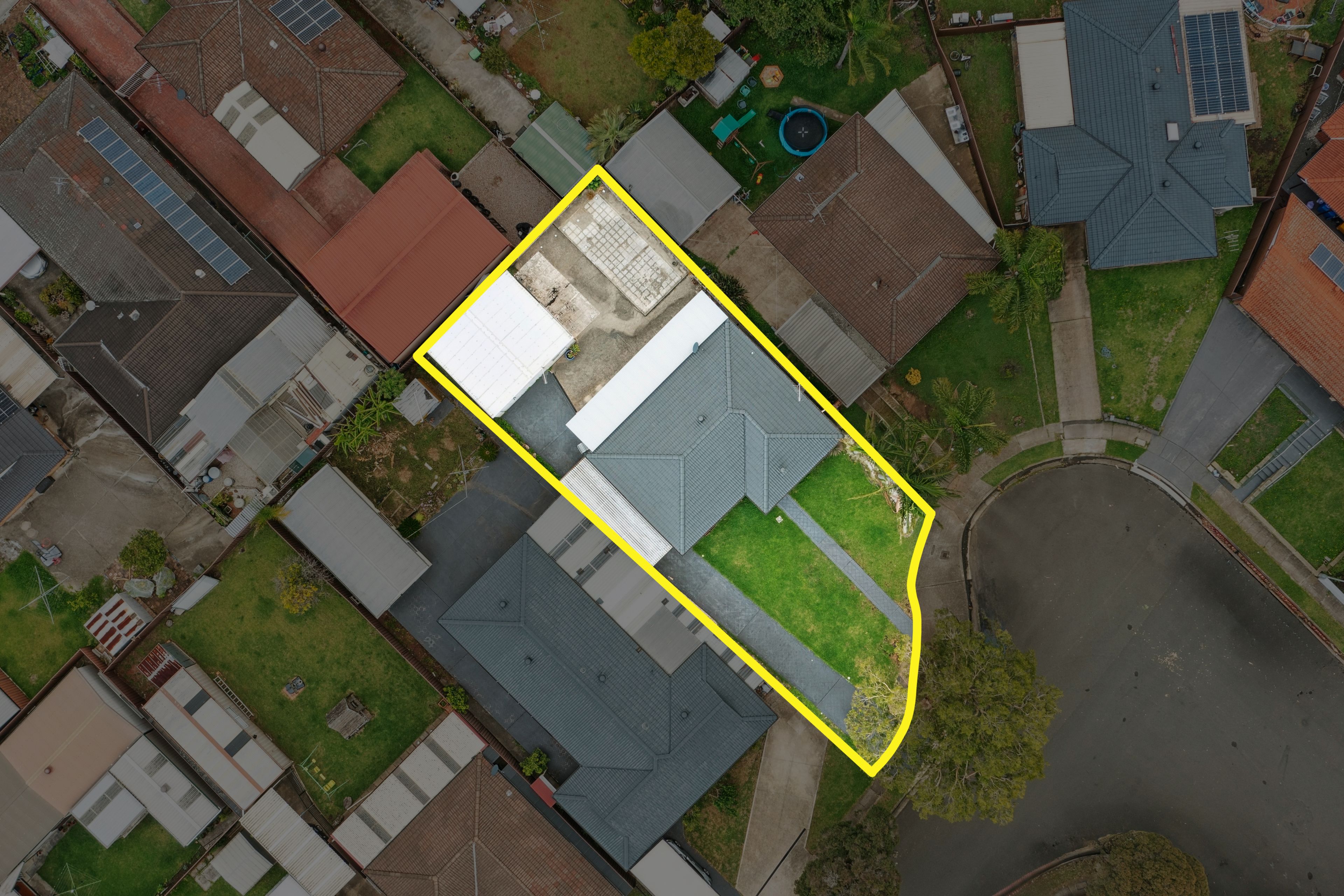 5 Harah Close, Bonnyrigg, NSW 2177