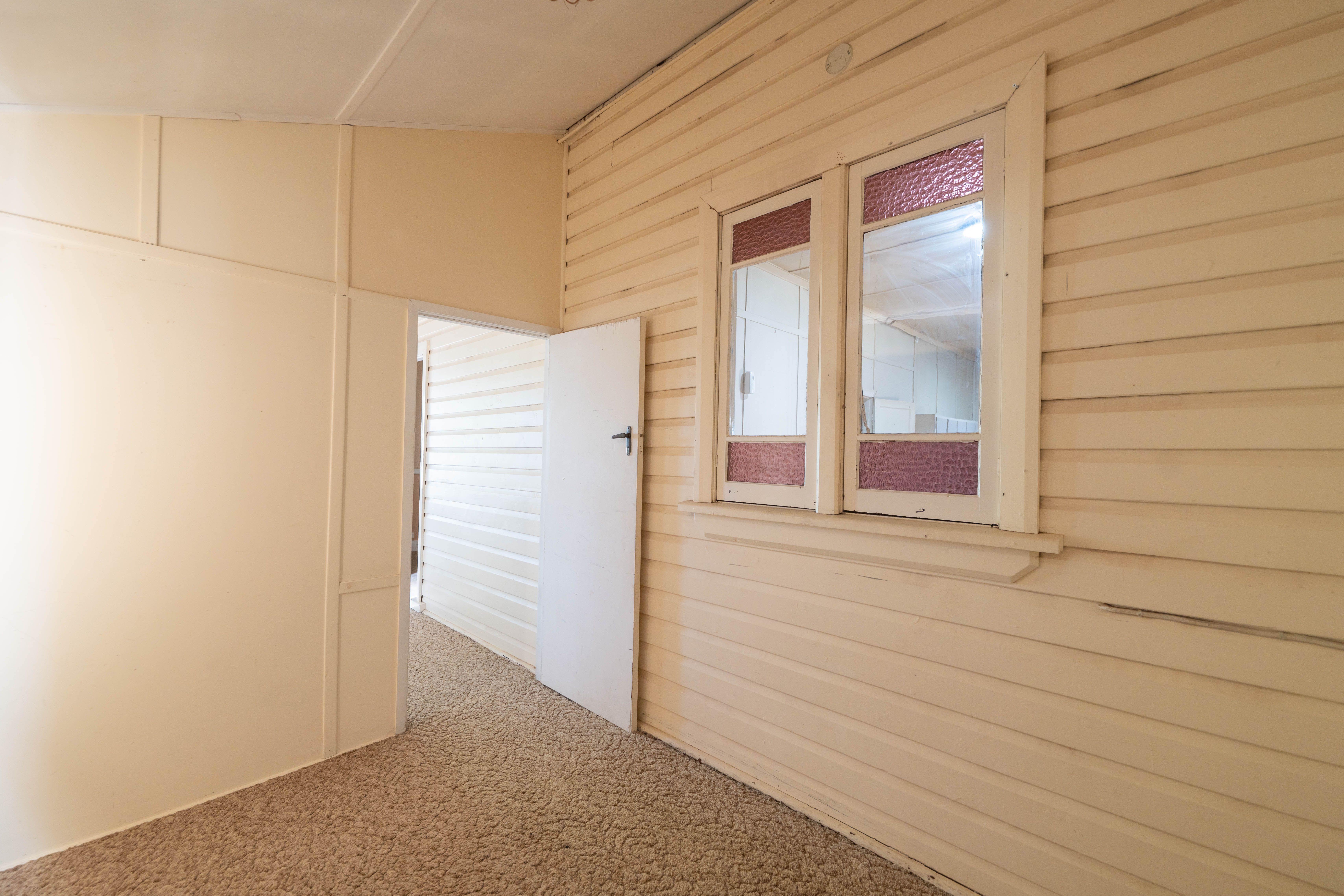 46 Underwood Street — photo 8 of 12