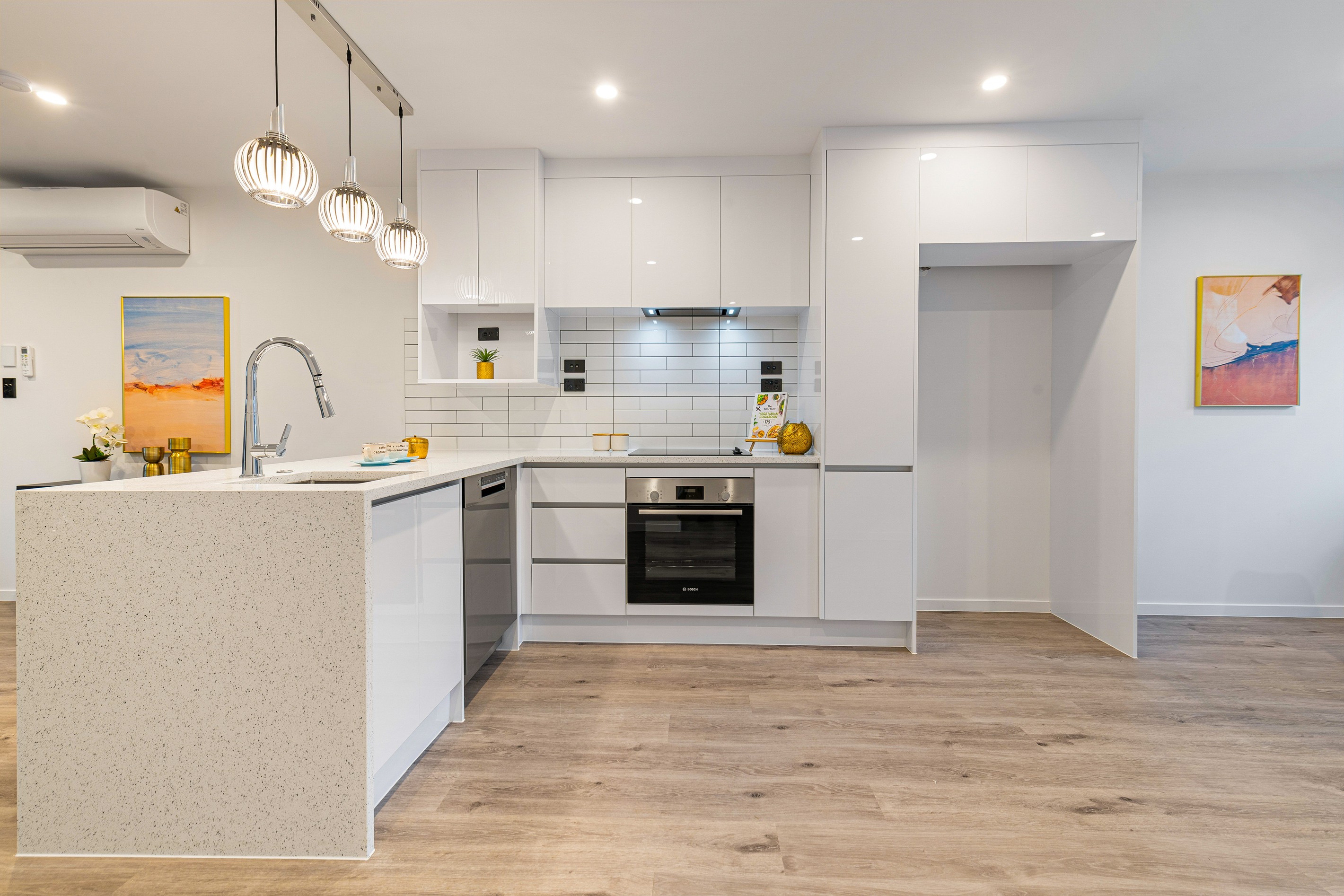 6/12 William Street, Mangere East, Manukau City