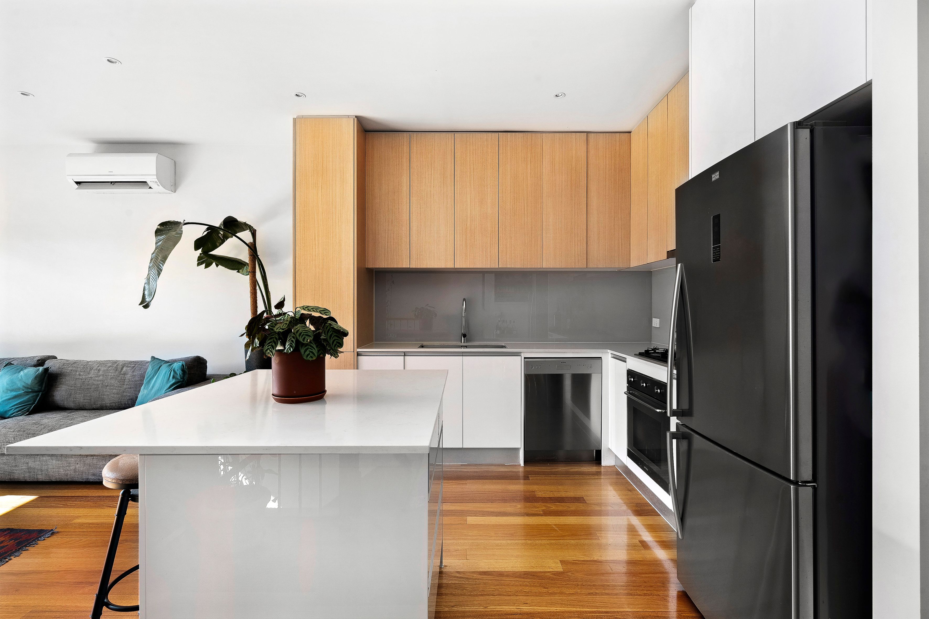7/14 Pitt Street — photo 5 of 16