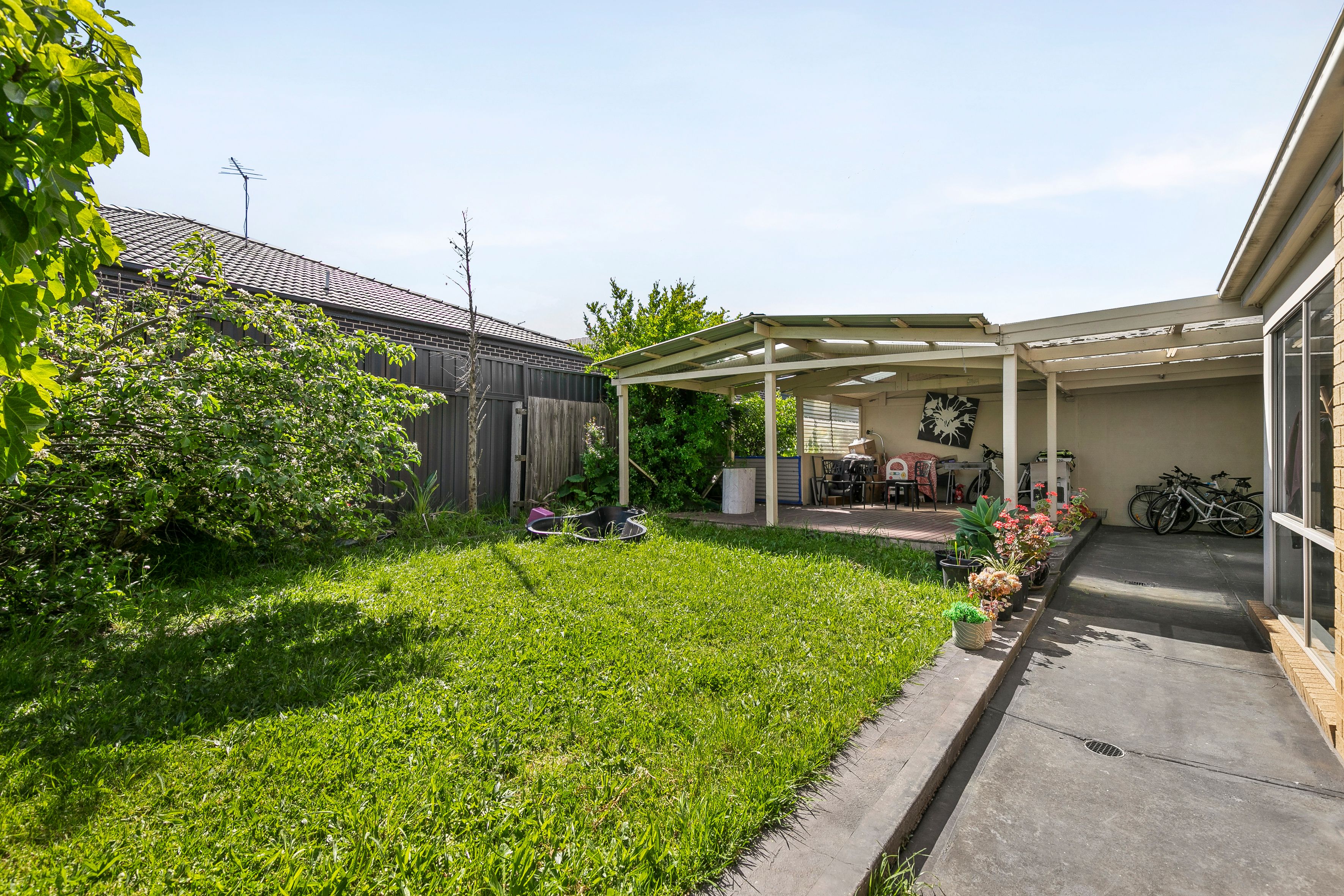 39 Cambridge Crescent — photo 16 of 16