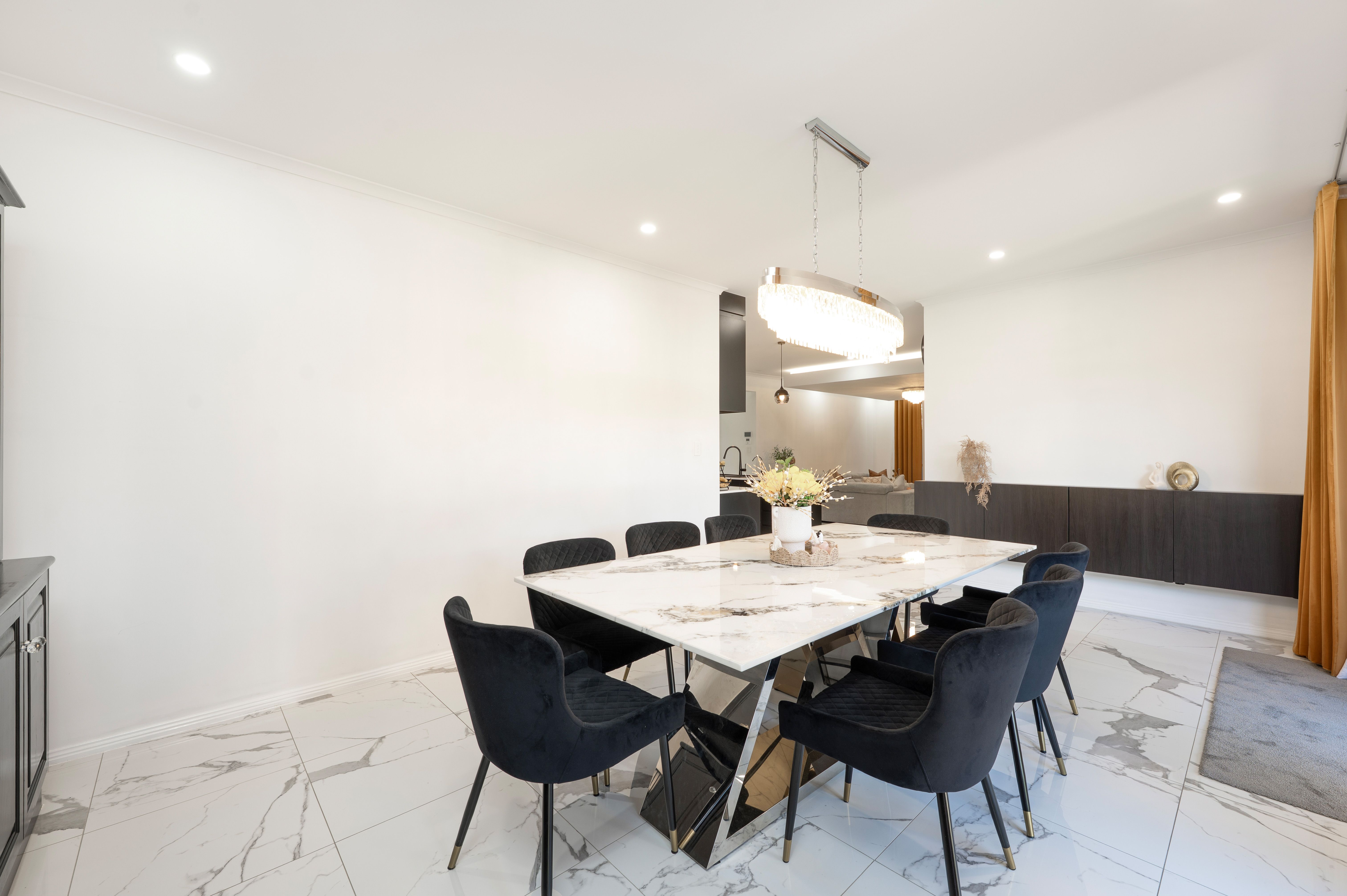 27 Montague Road — photo 12 of 20