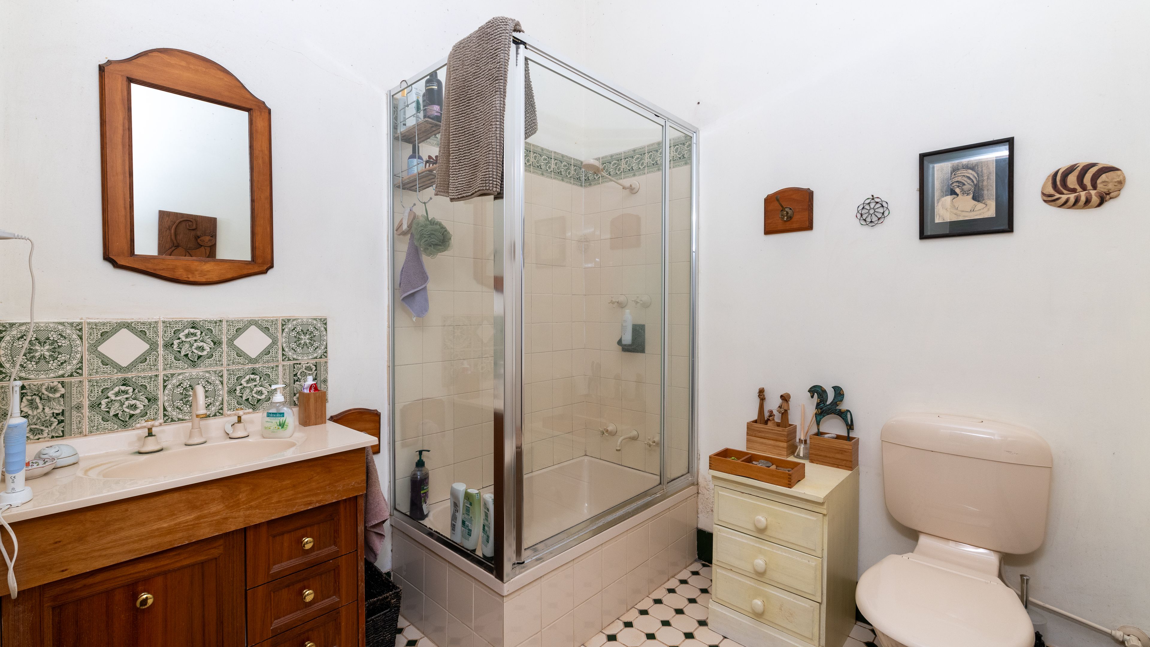 14 Rowley Street — photo 16 of 23