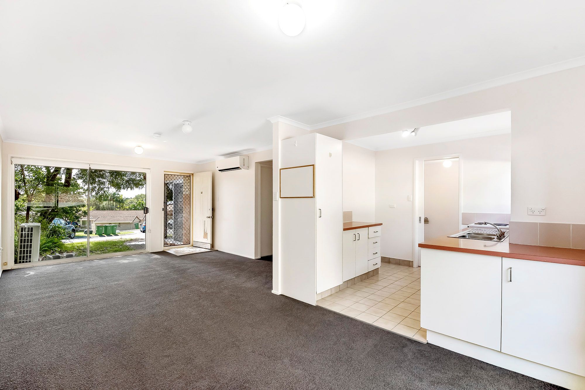 13/5 Greenlands Drive, Varsity Lakes, QLD 4227