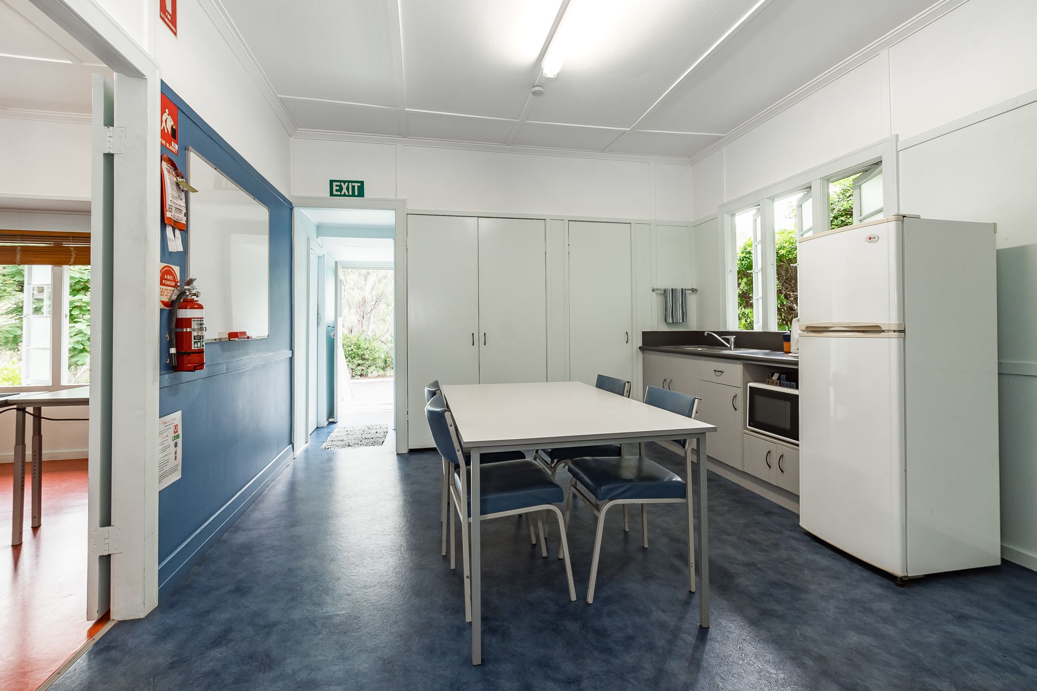 18 Fisher Street, West Gladstone, QLD 4680