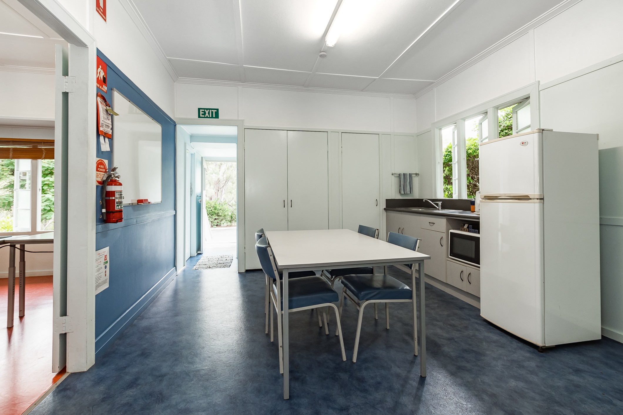 18 Fisher Street, West Gladstone, QLD 4680