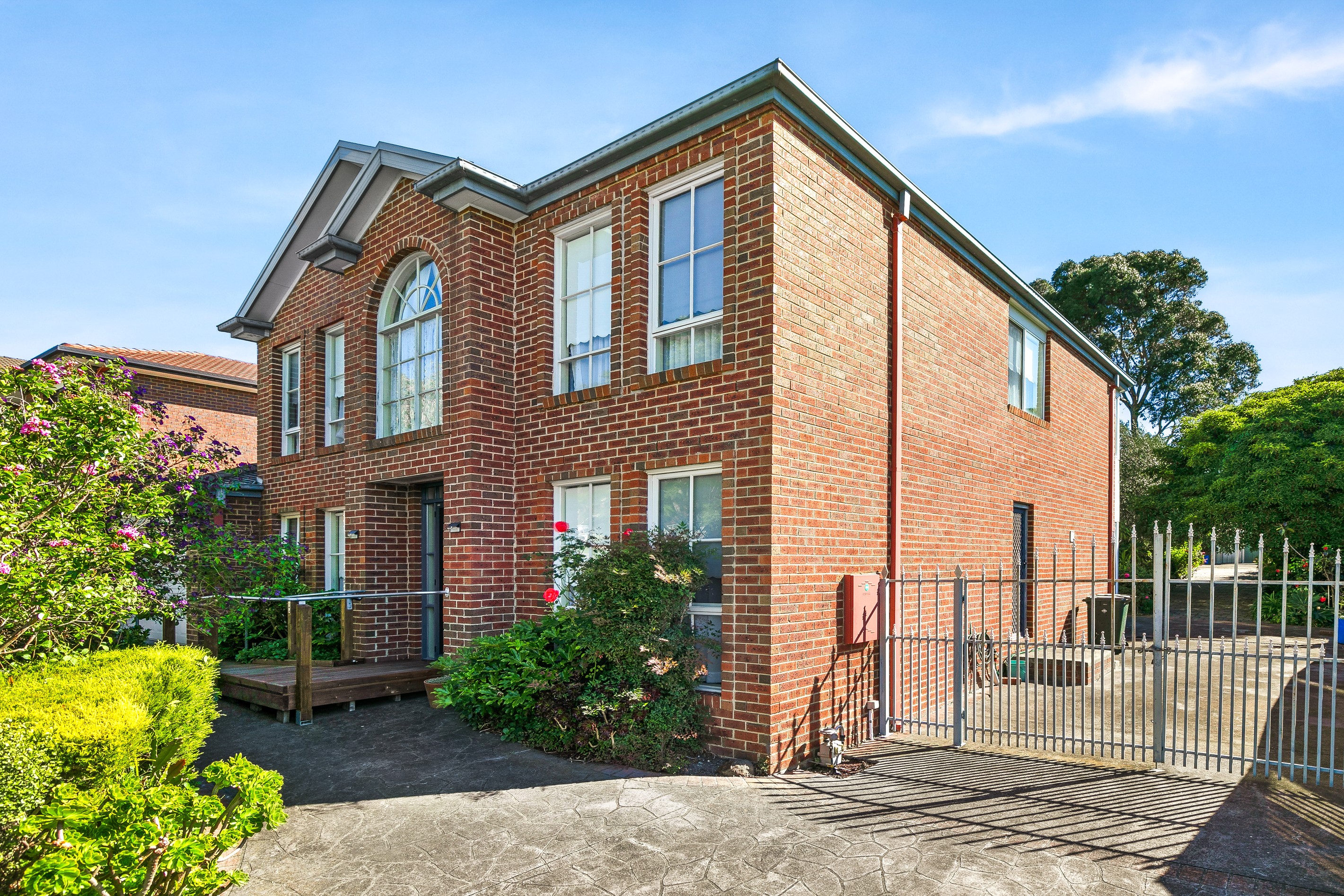 44 Hermitage Drive, Greenvale, VIC 3059