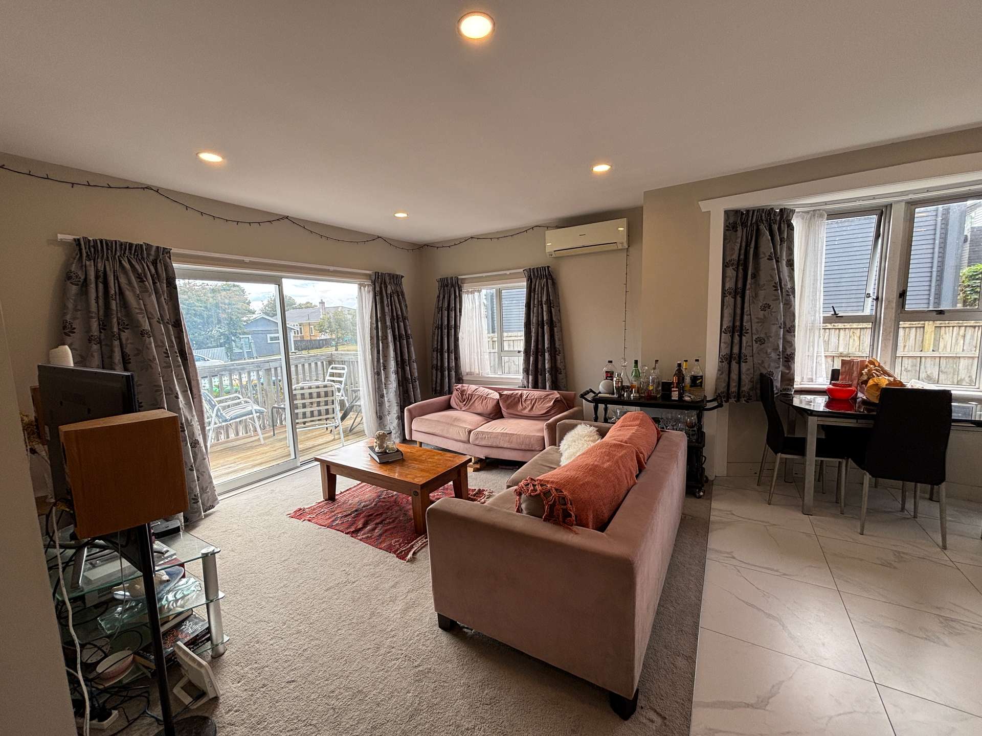 22 Jersey Avenue photo 4