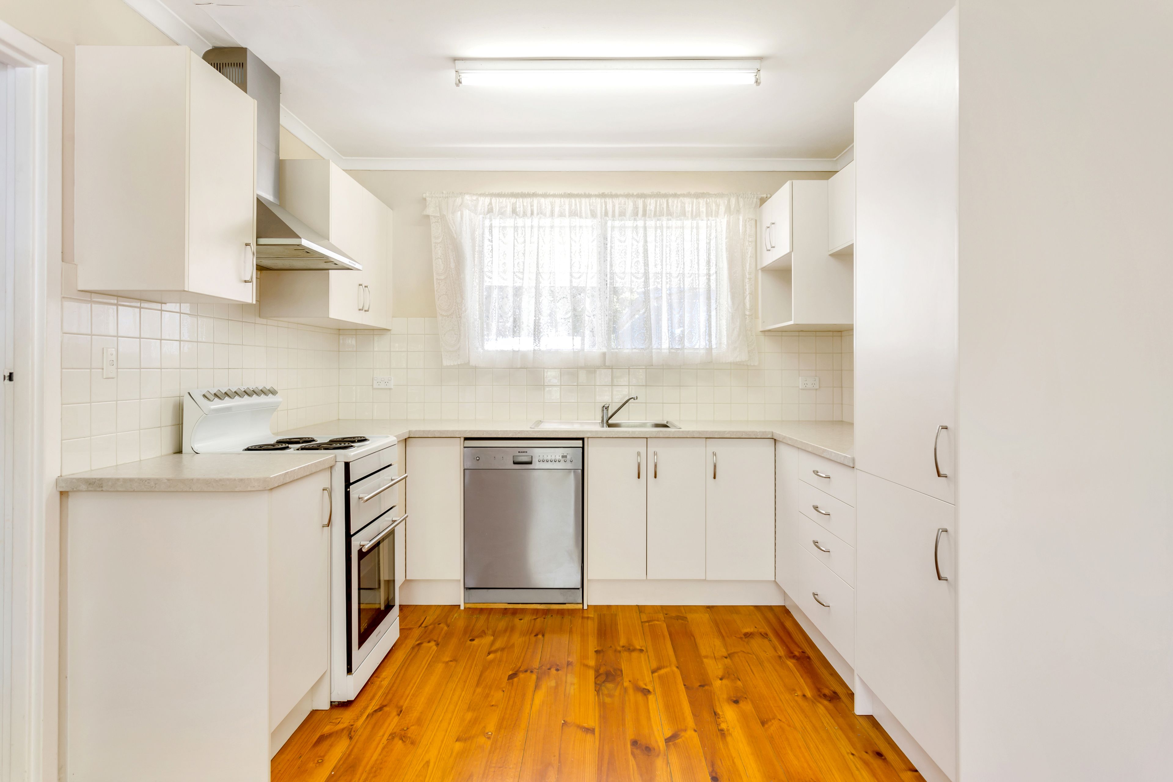 6 Cutting Road, Marion, SA 5043