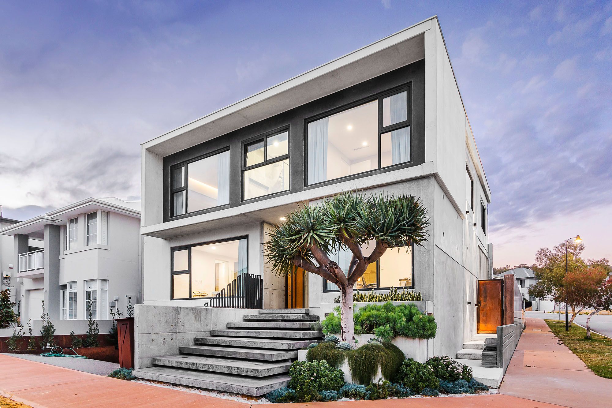17 Biara Gardens, Mount Claremont, WA 6010
