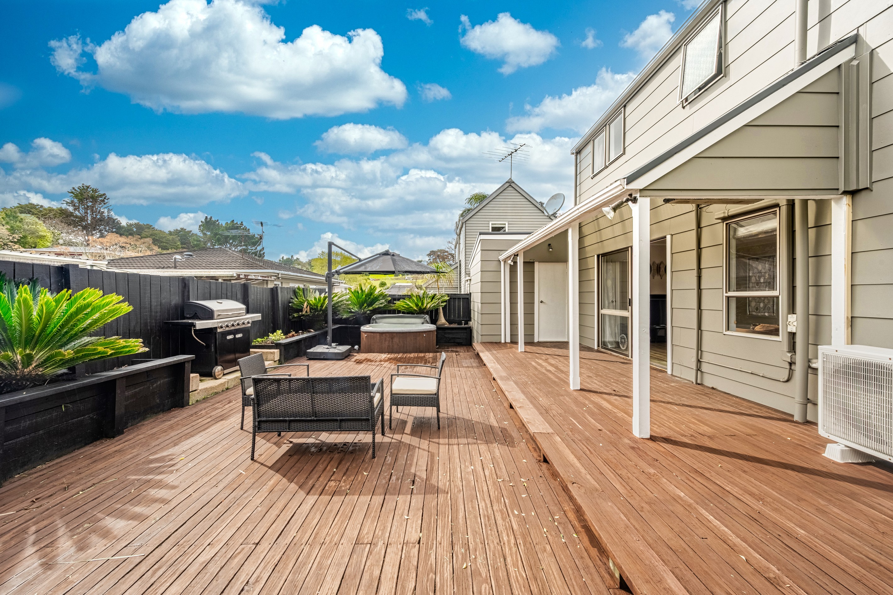 2/9 Imogene Way, Half Moon Bay, Manukau City