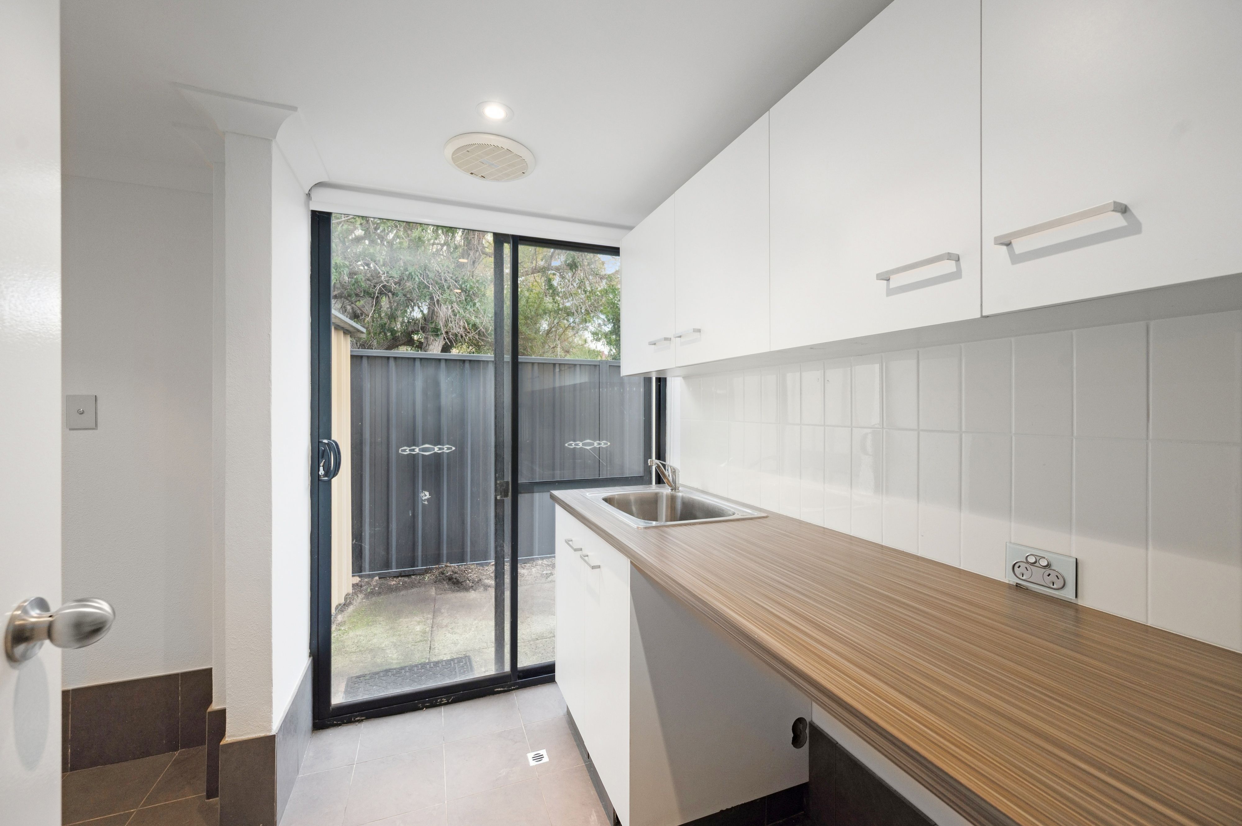 6/146 Coode Street — photo 15 of 19