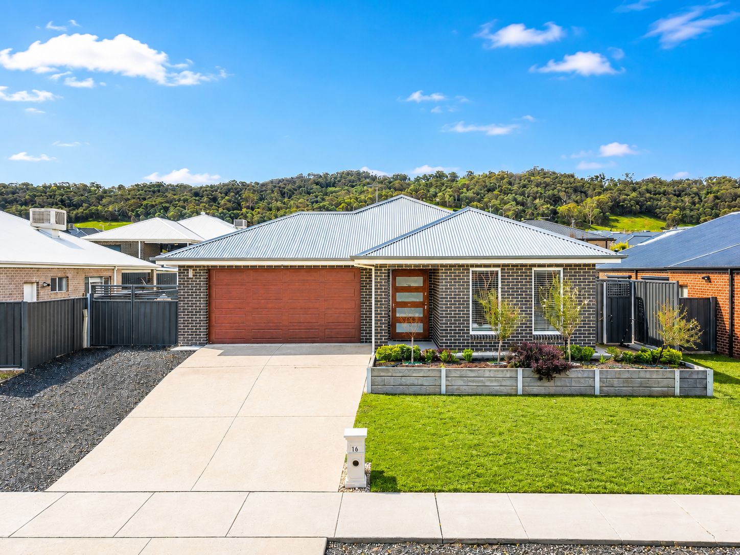 16 Edgar Road — photo from Ray White Albury Central