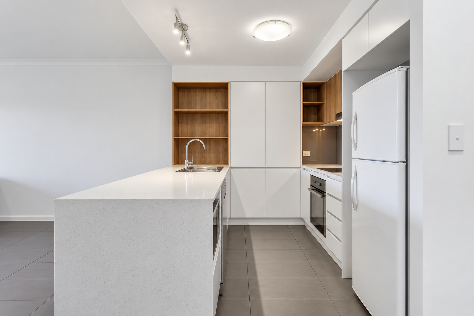 202/6 Quarry Road — photo 3 of 11