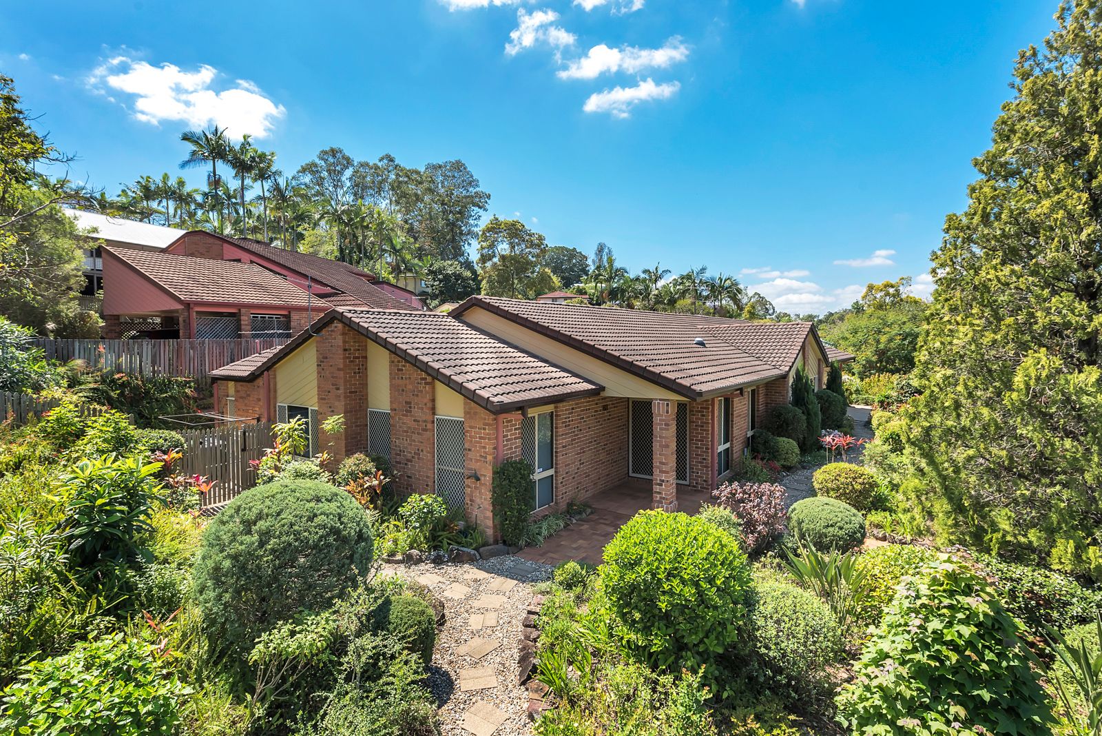 79 Carinya Street, Indooroopilly, QLD 4068