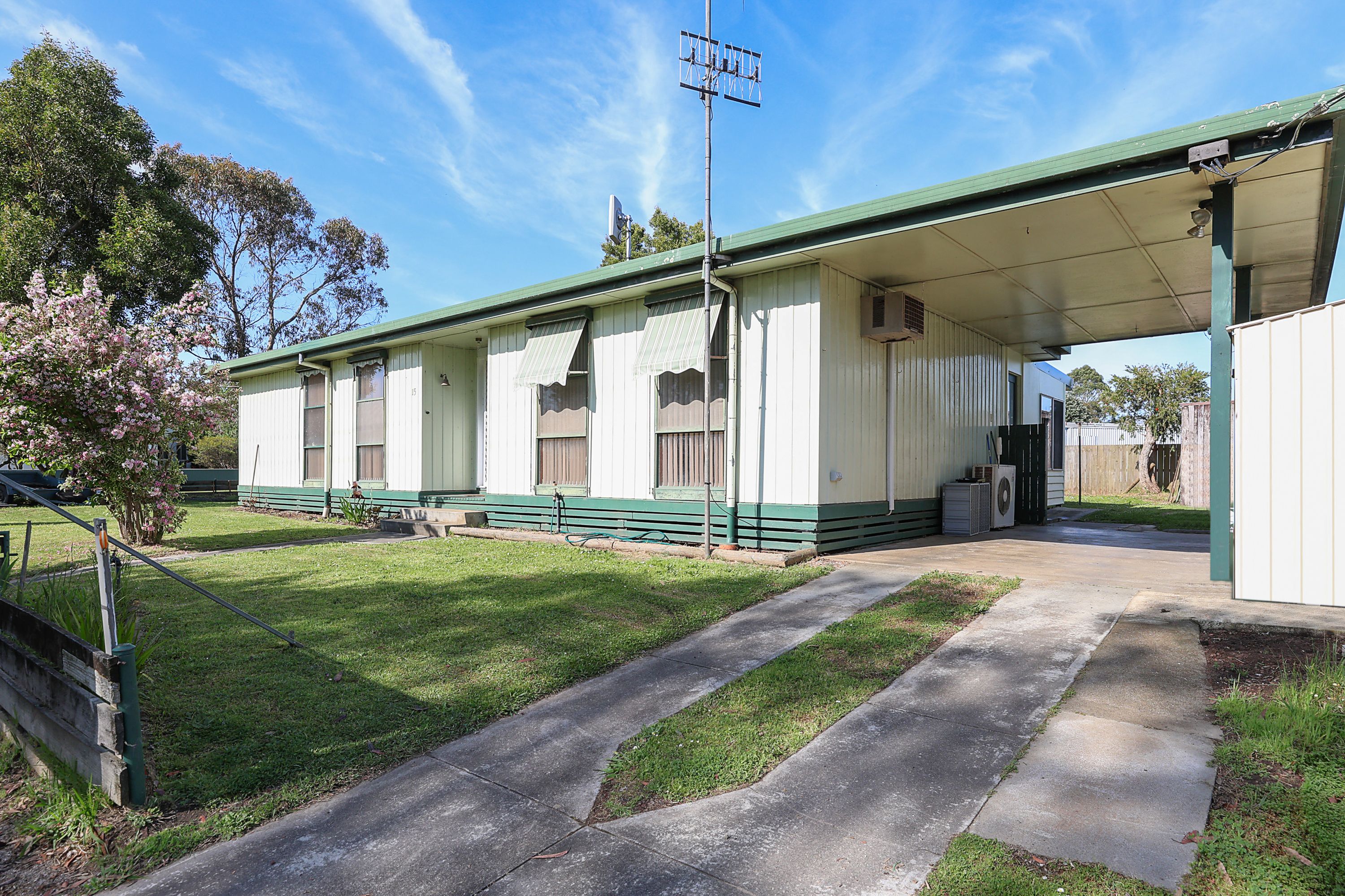 15 Williams Road, Simpson VIC 3266