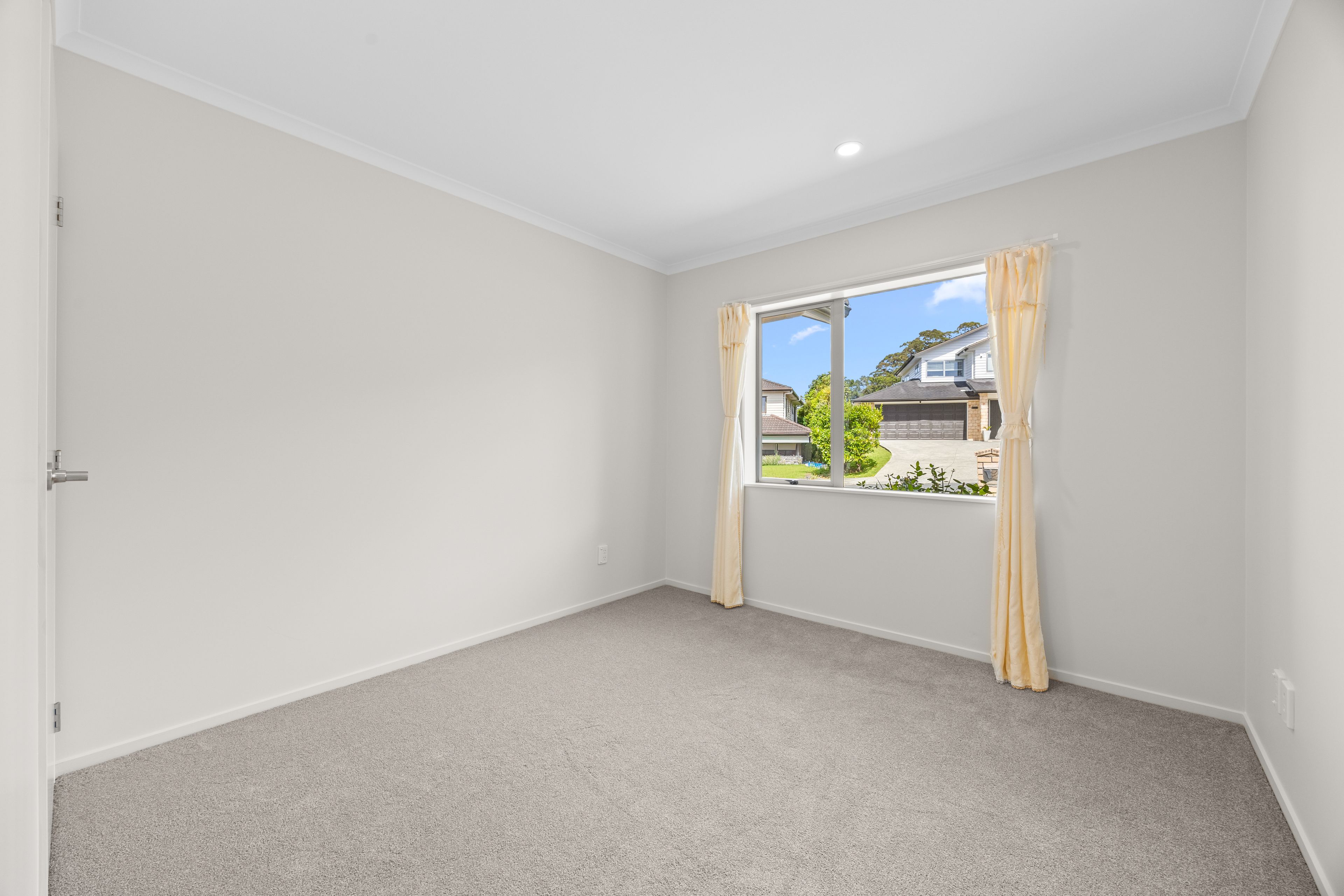 55 South Kensington Way, Henderson, Waitakere City