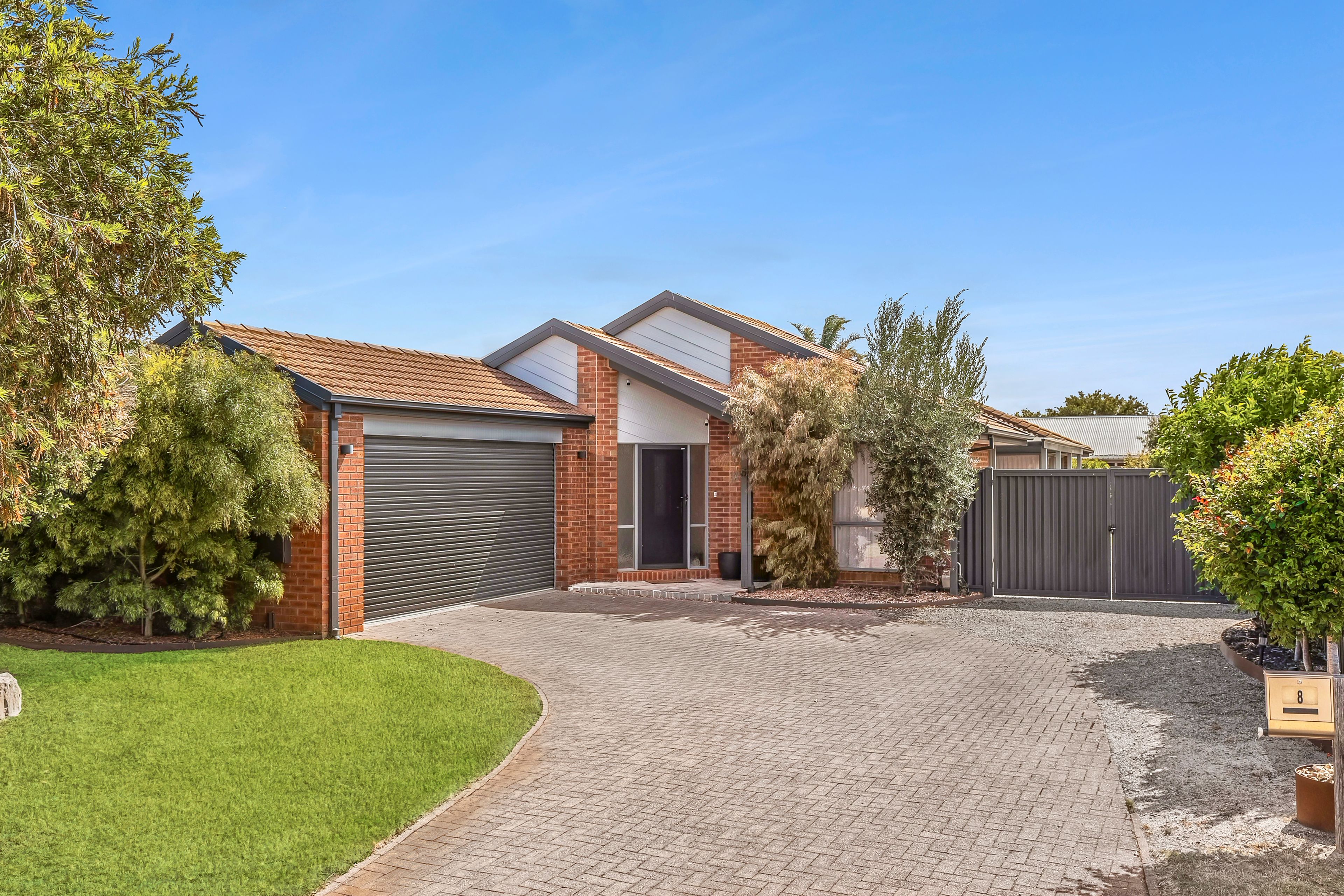 8 Kantara Crescent, Lara VIC 3212