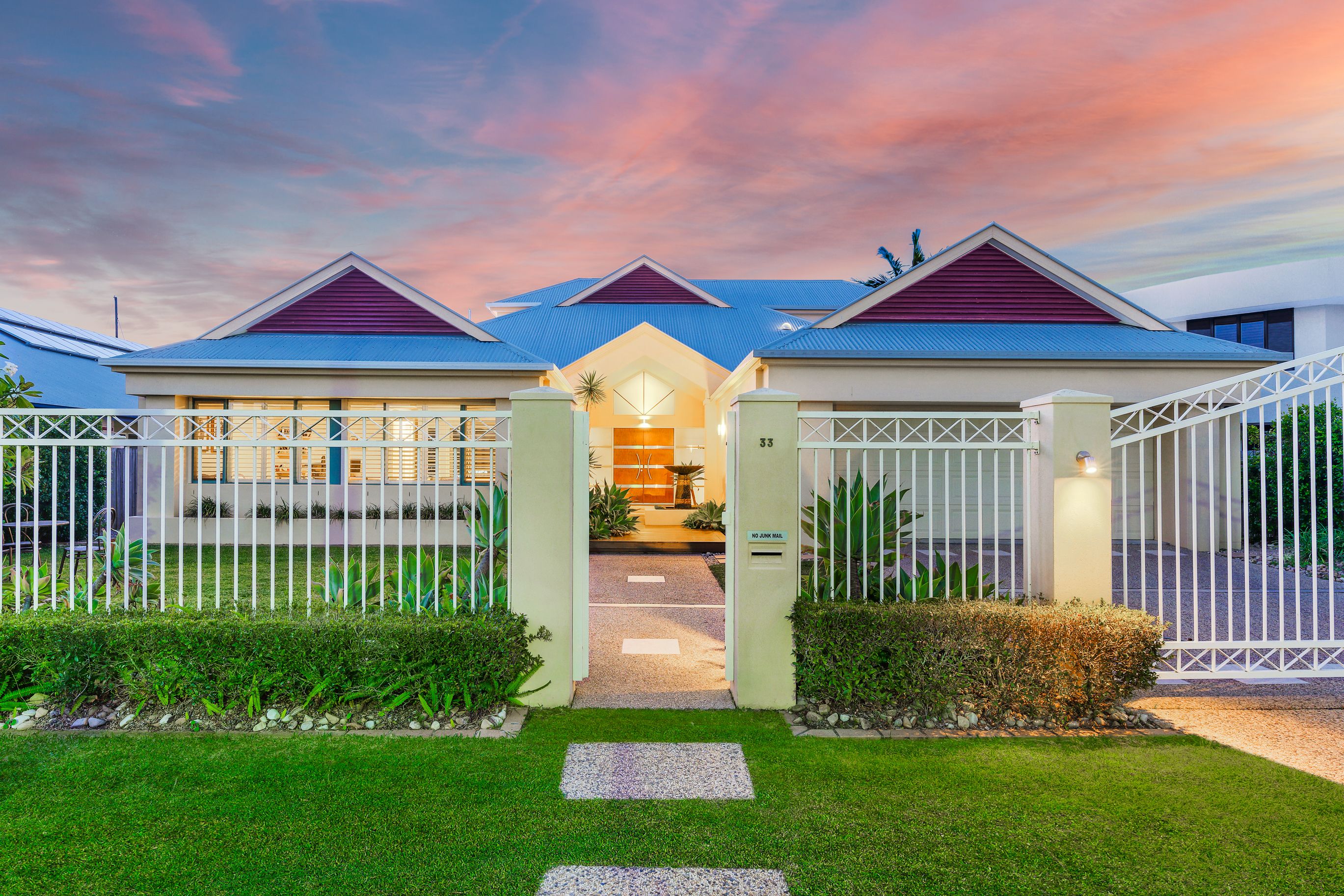 33 Constance Court, Newport, QLD 4020