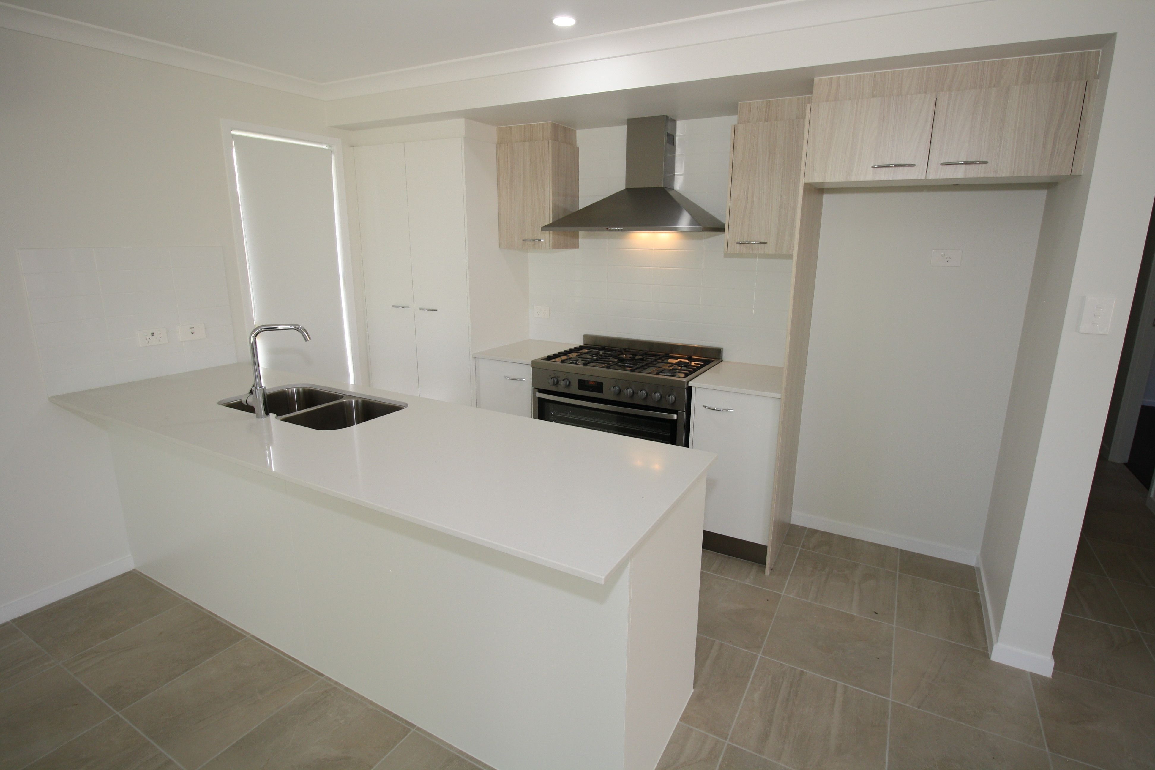 54 AUGUSTUS Boulevard, Urraween, QLD 4655