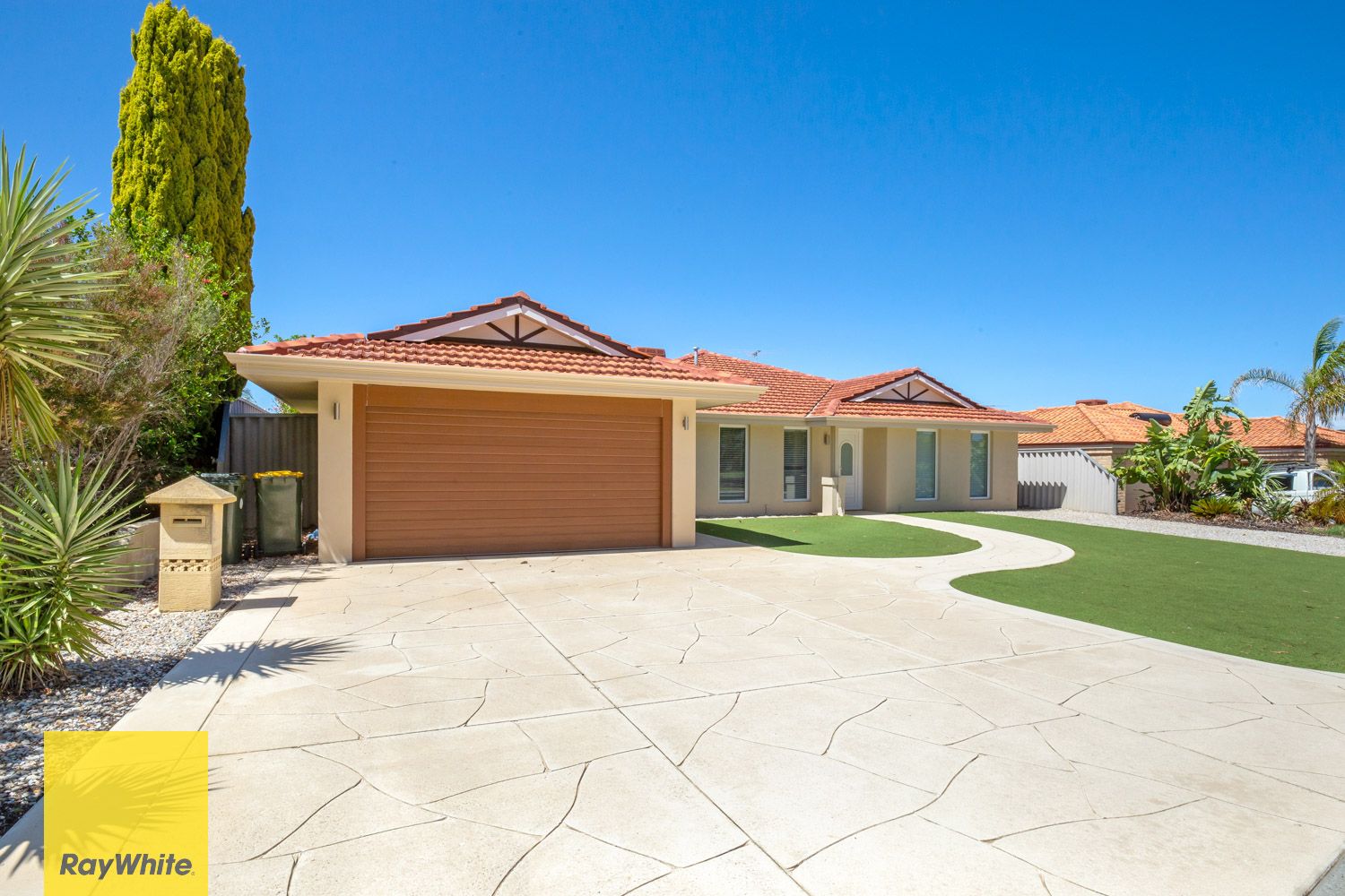 28 Tahlee Retreat, Carramar, WA 6031