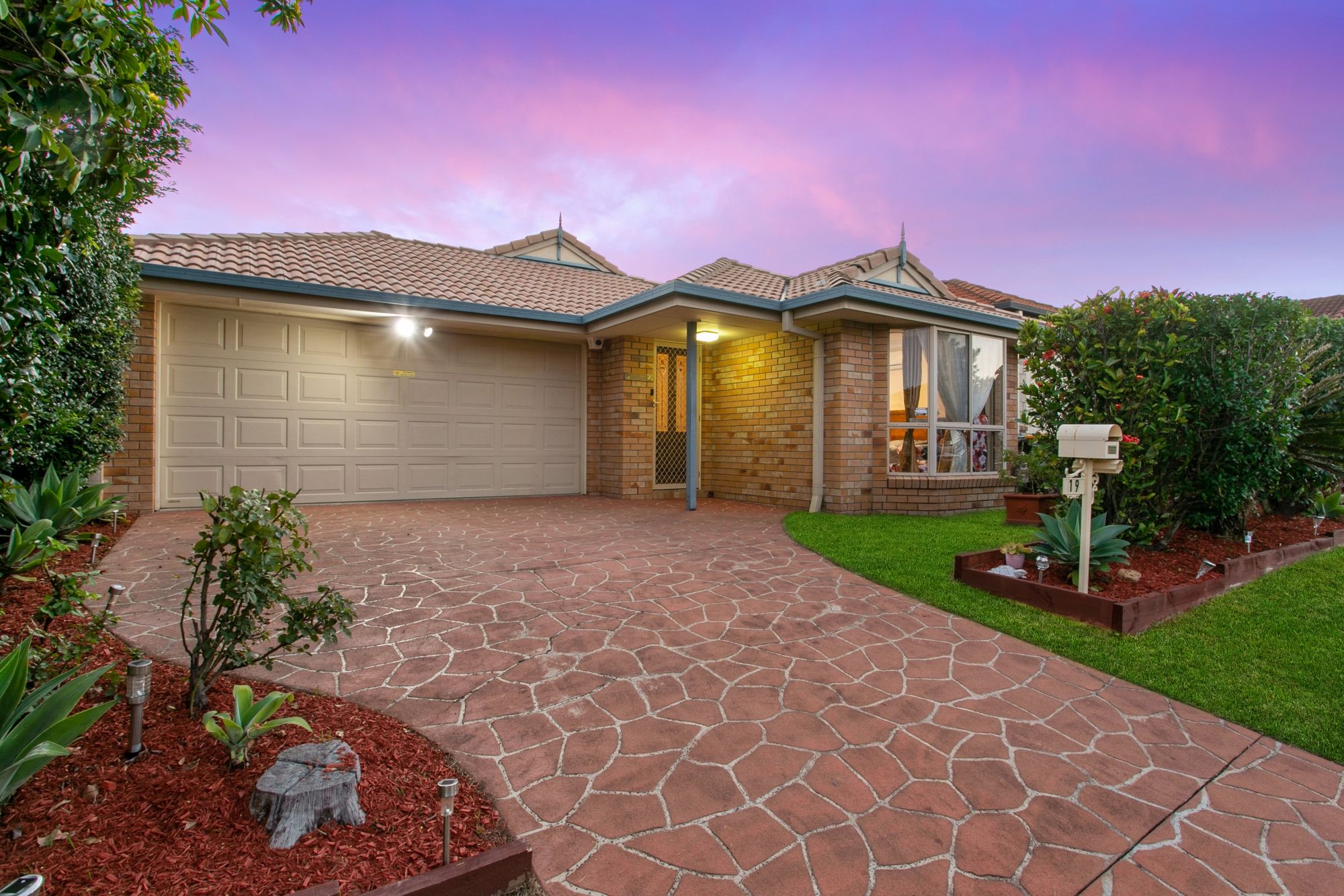 19 Moorrinya Circuit, North Lakes, QLD 4509