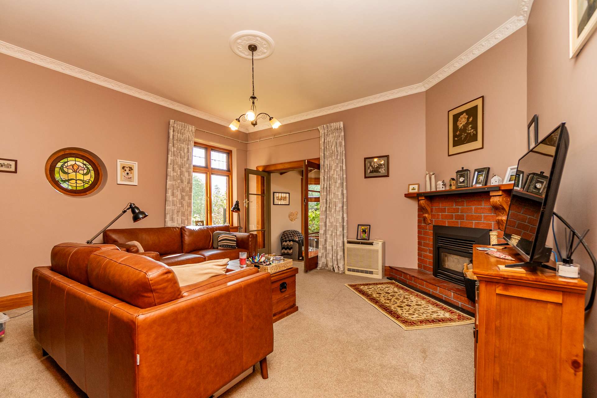 1 St Johns Avenue photo 10