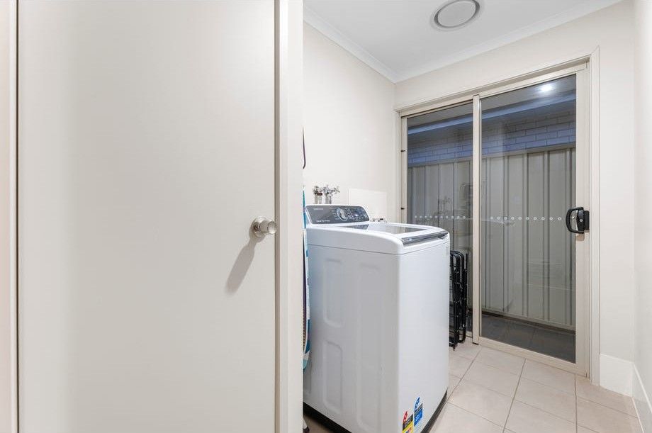 21 Costa Street — photo 16 of 18