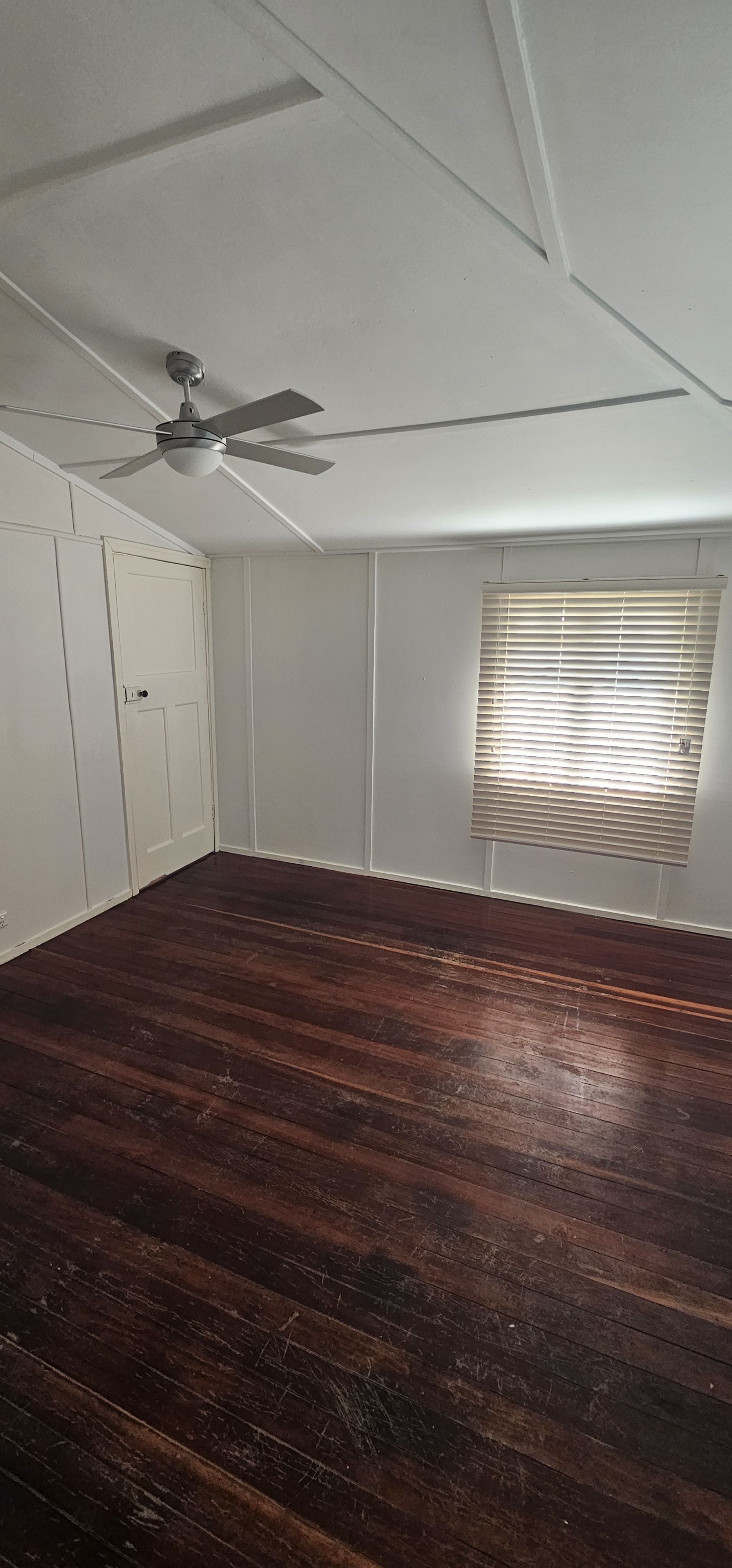 21 Whittle Street — photo 8 of 10