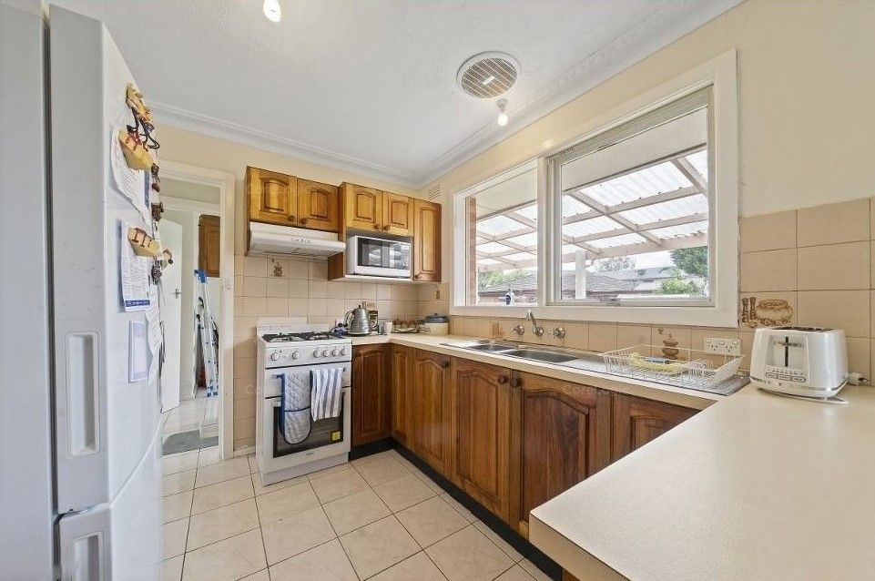 8 Armstrong Road, Bayswater, VIC 3153