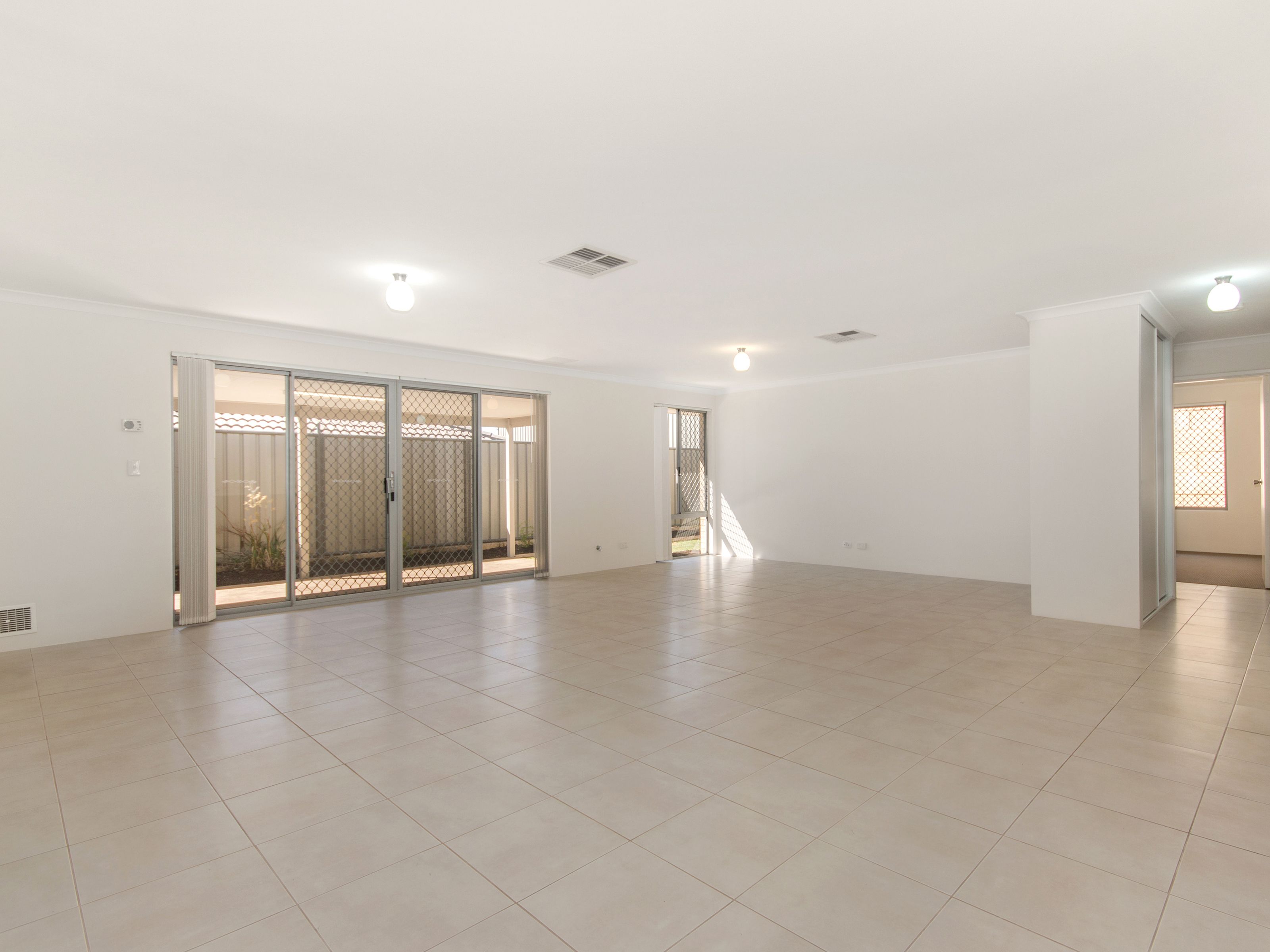 20 Jitarning Brace, Baldivis, WA 6171