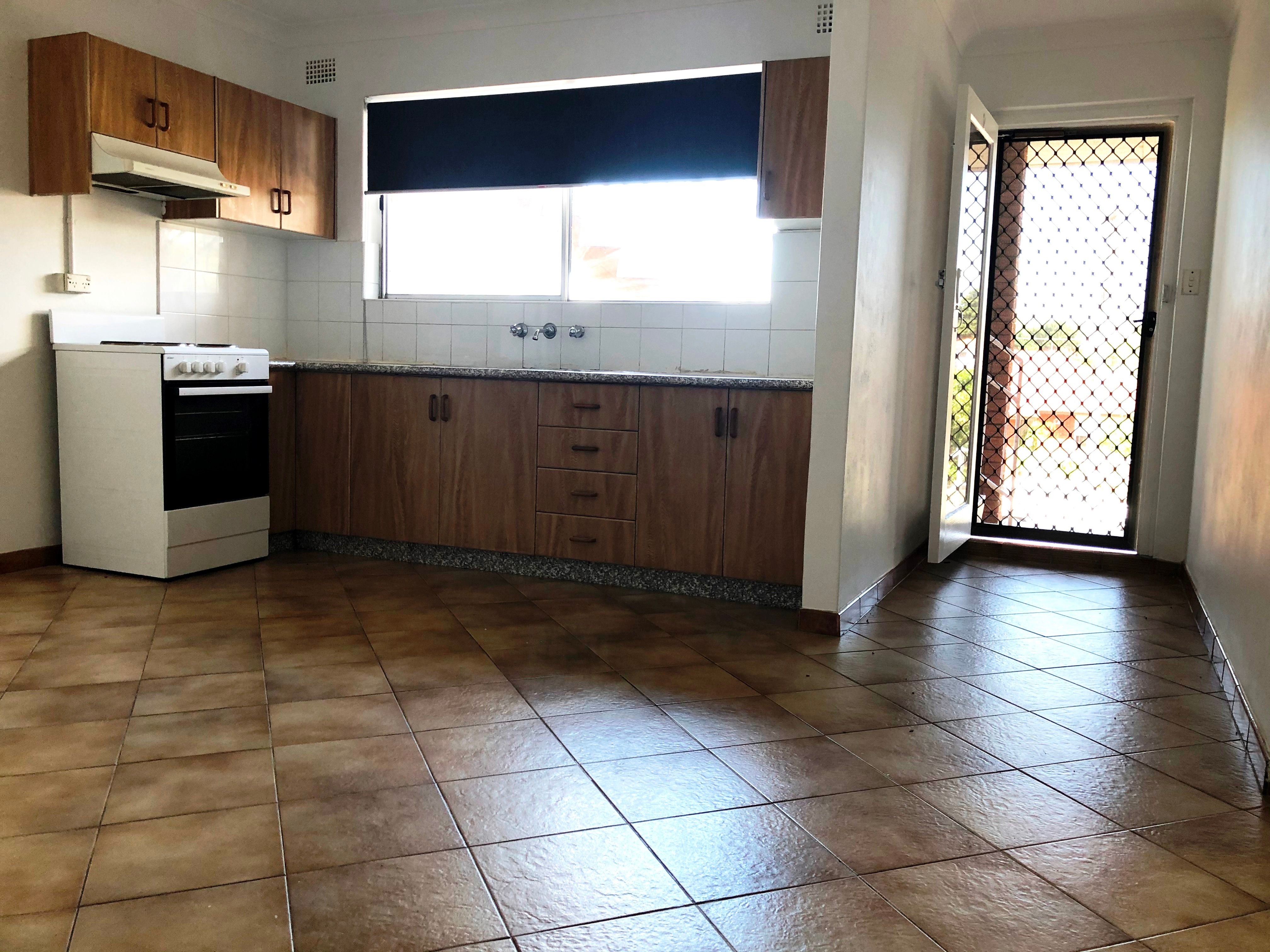 2/7 Jackson Avenue, Warrawong, NSW 2502