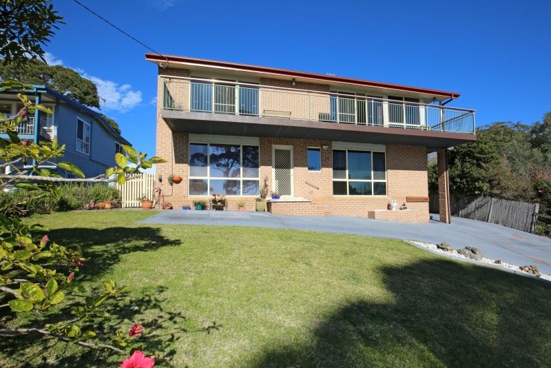 30 Orama Crescent, Orient Point NSW 2540