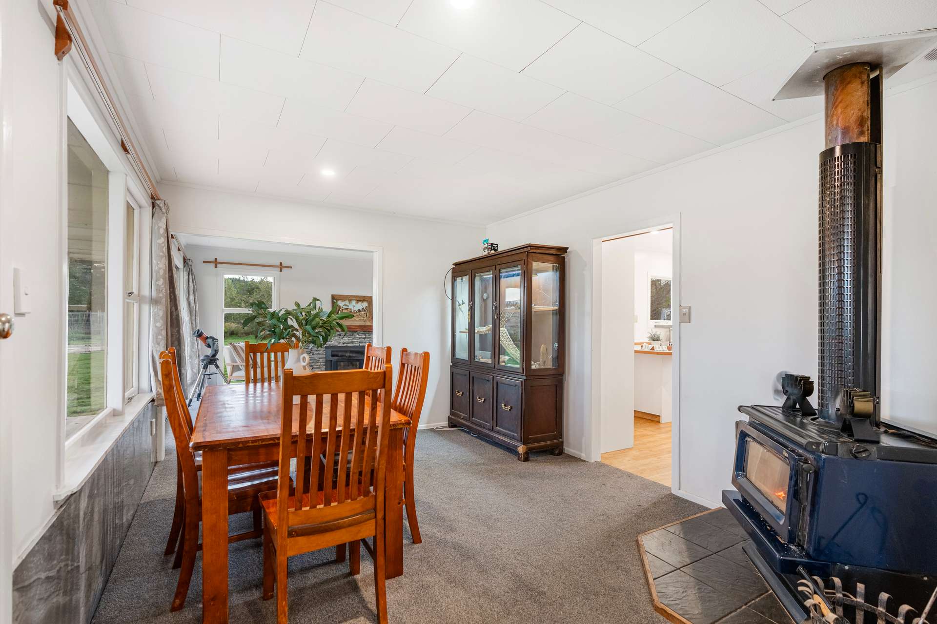 554 Carrs Road photo 7