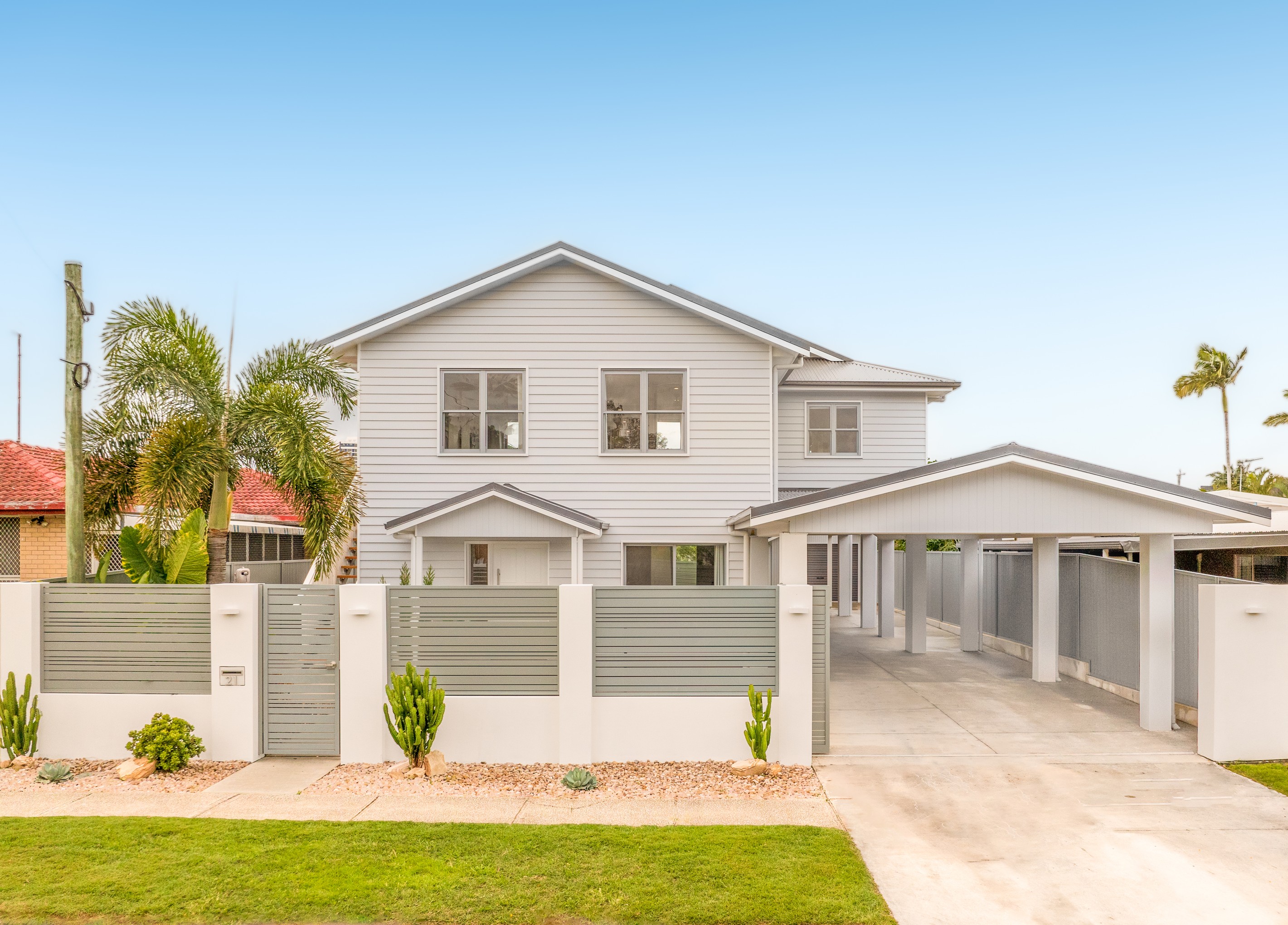 21 Deagon Drive, Runaway Bay, QLD 4216