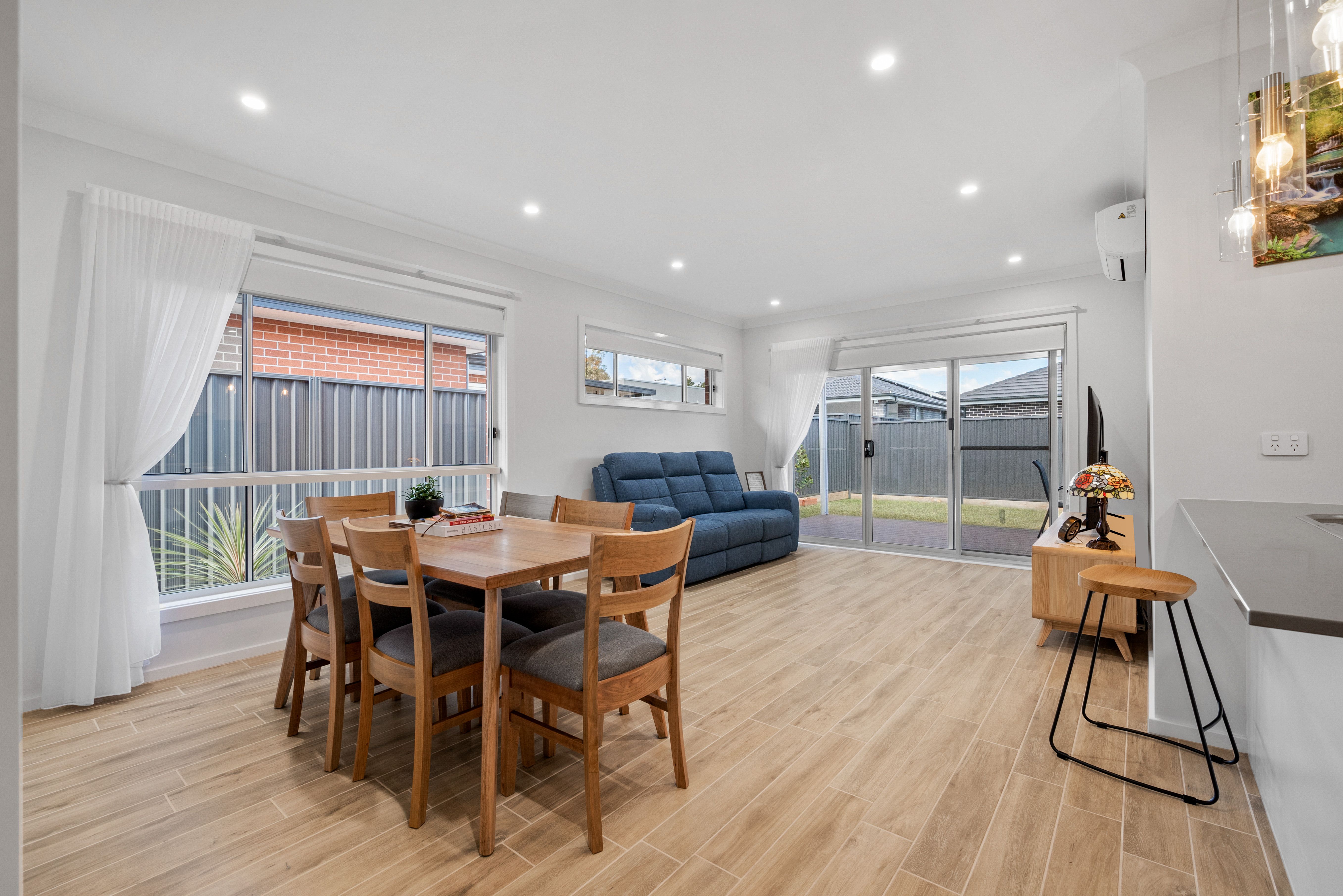 10 Sixteenth Avenue, Austral, NSW 2179