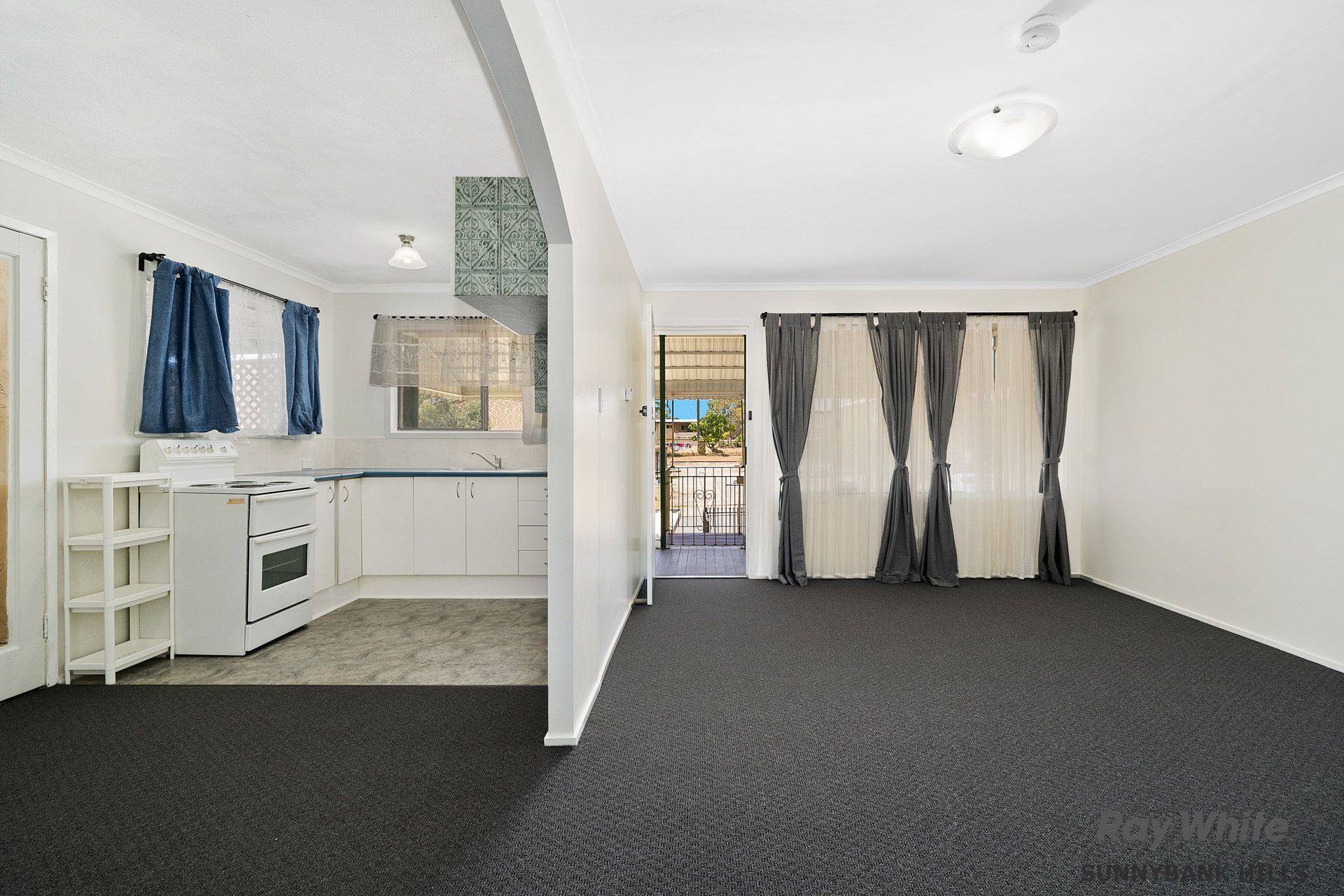 5 Heather Street, Logan Central, QLD 4114