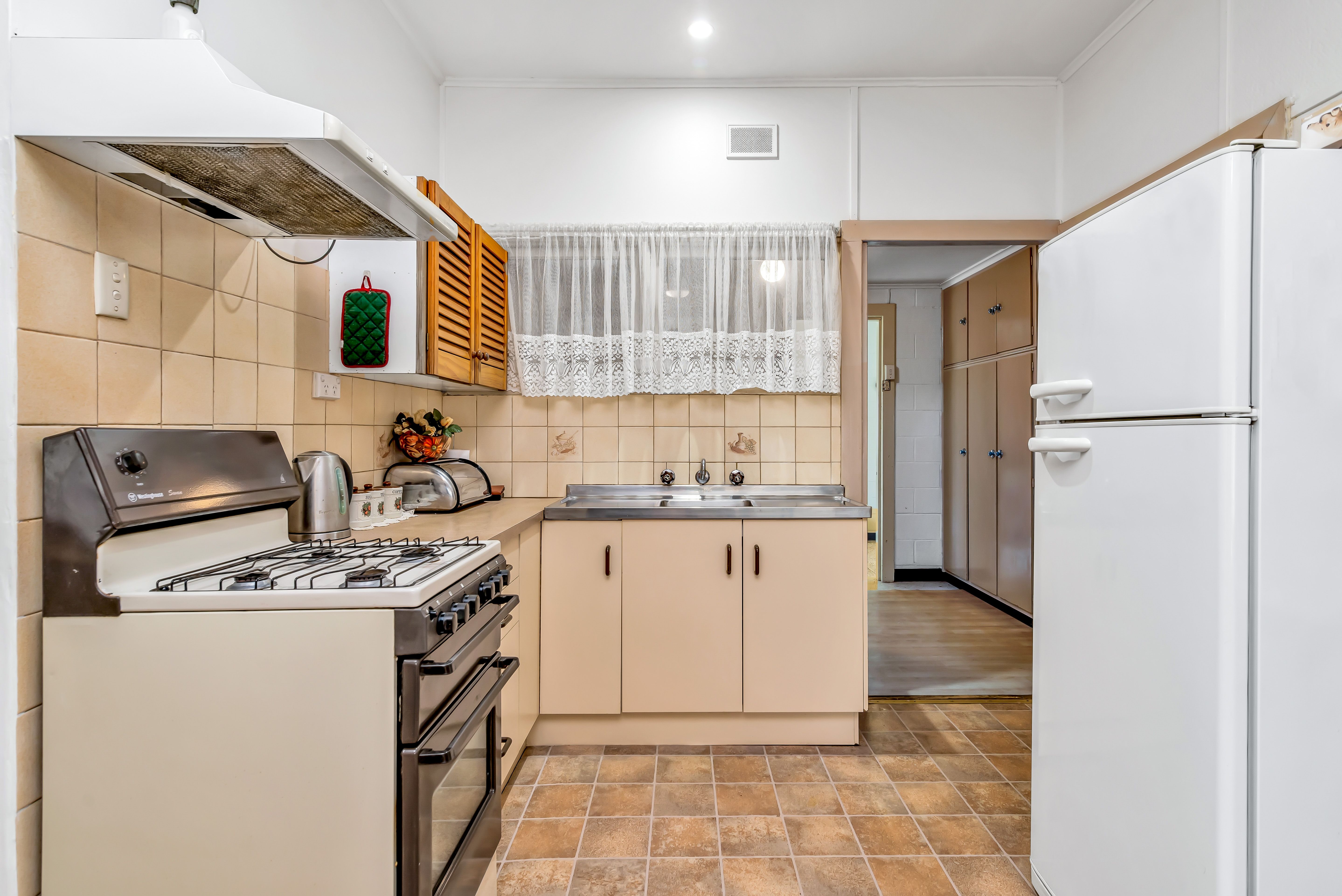 5 Rowe Crescent, Two Wells, SA 5501