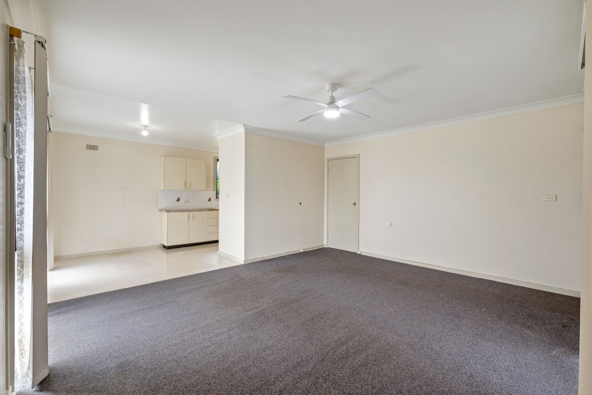 30 Docharty Street — photo 2 of 10