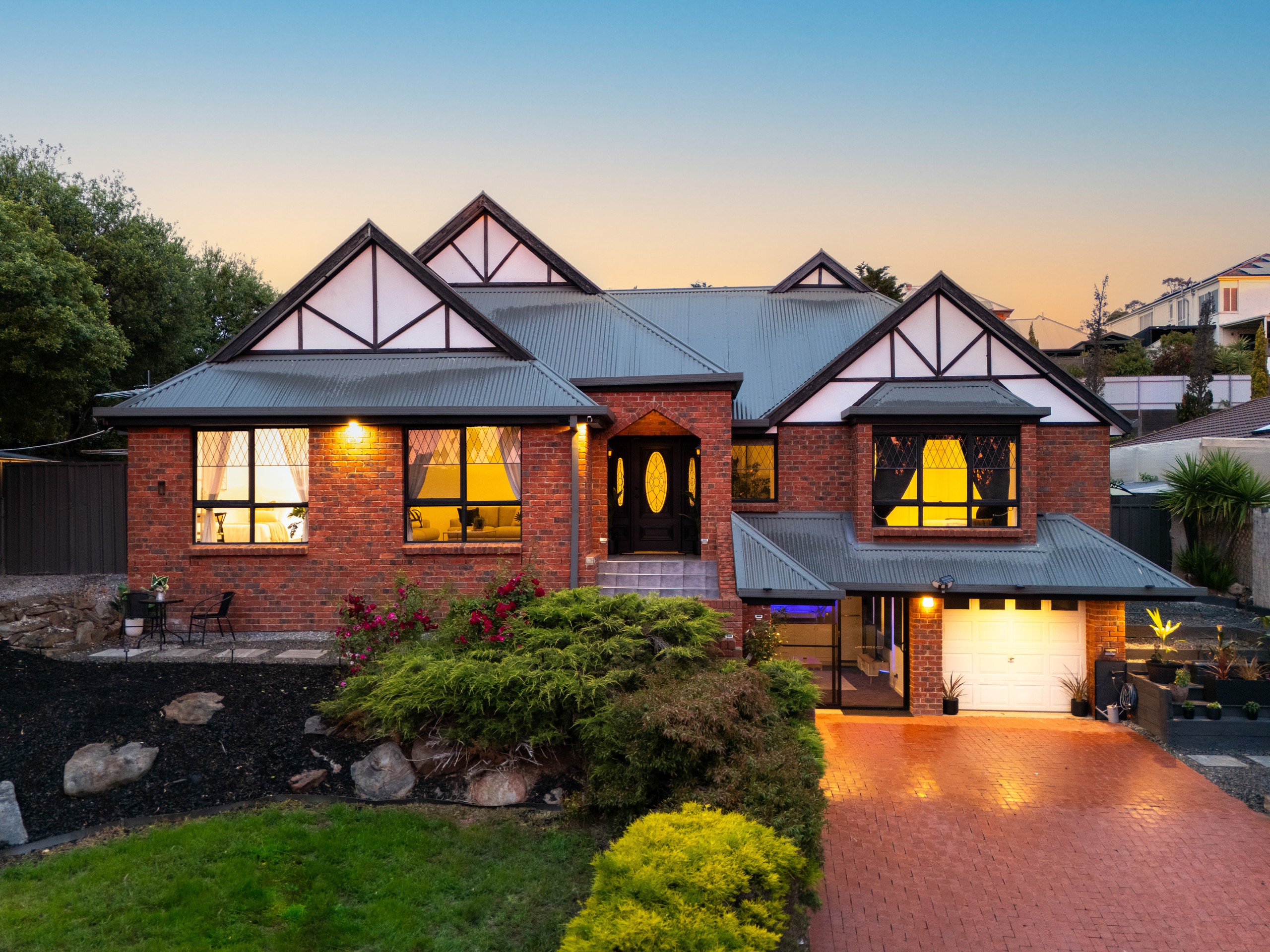 6 Caspian Court, Woodcroft, SA 5162