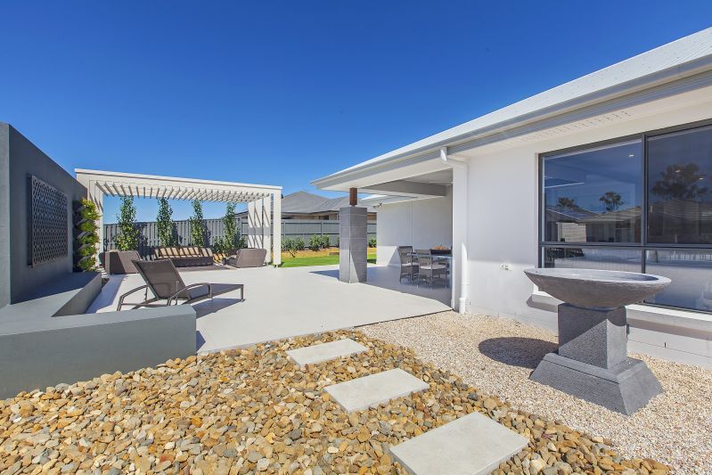 9-11 Norton Drive, Shailer Park QLD 4128