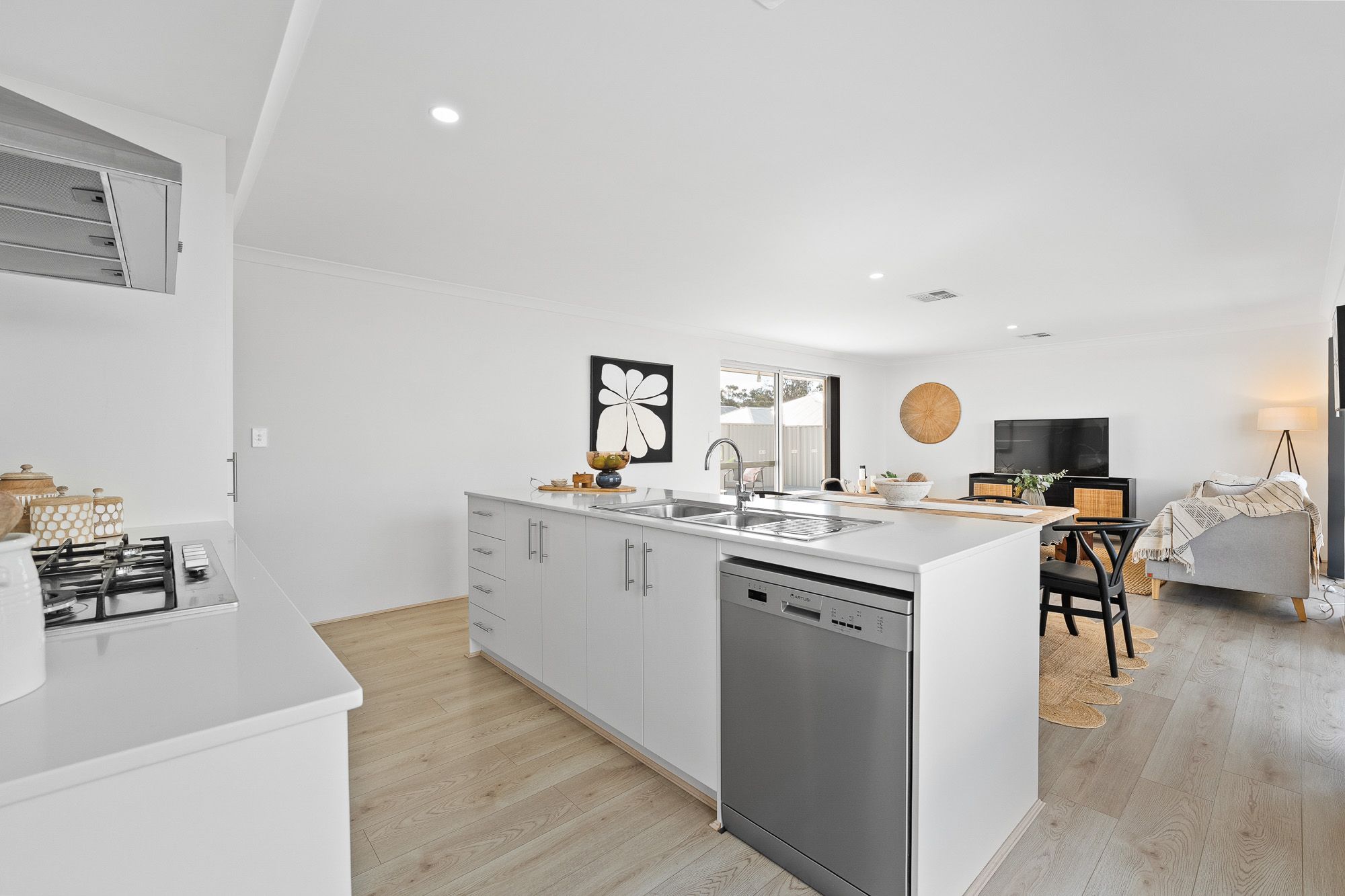 50 Paradise Road — photo 18 of 30