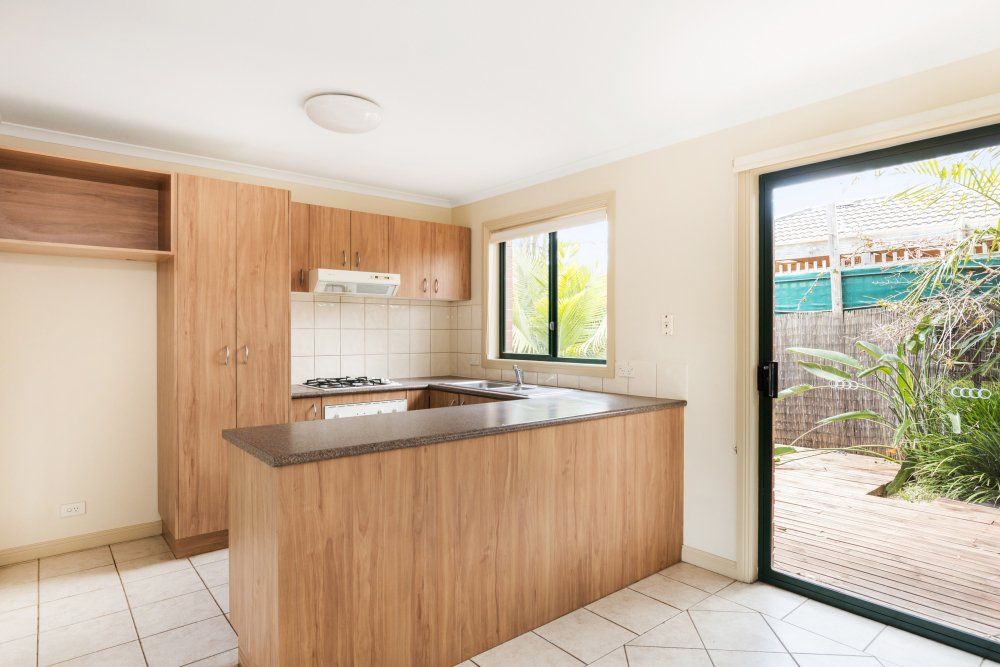2/355 Dorset Road, Croydon, VIC 3136