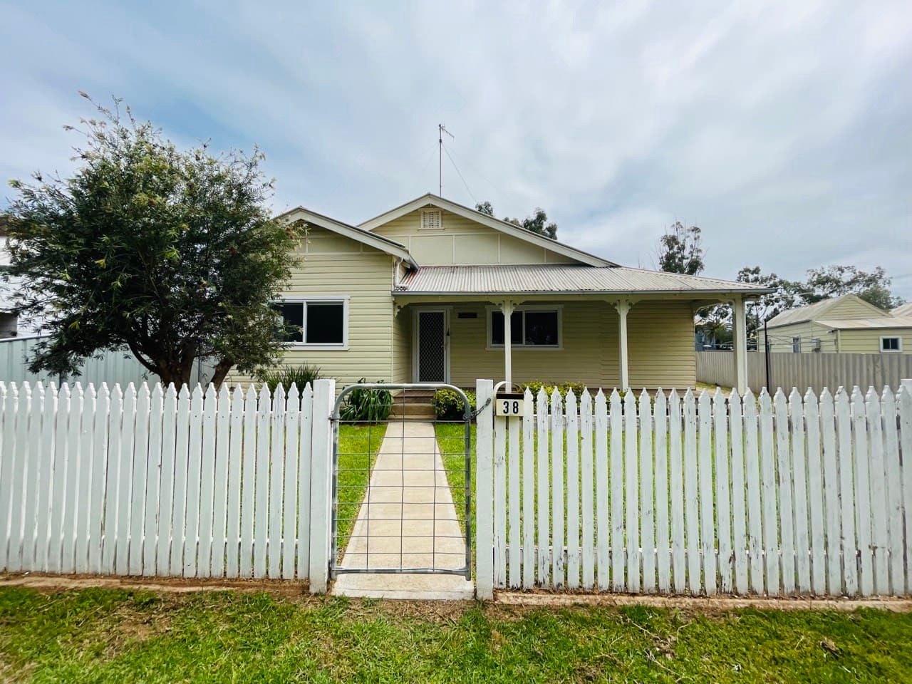 38 Lachlan Street, Condobolin, NSW 2877