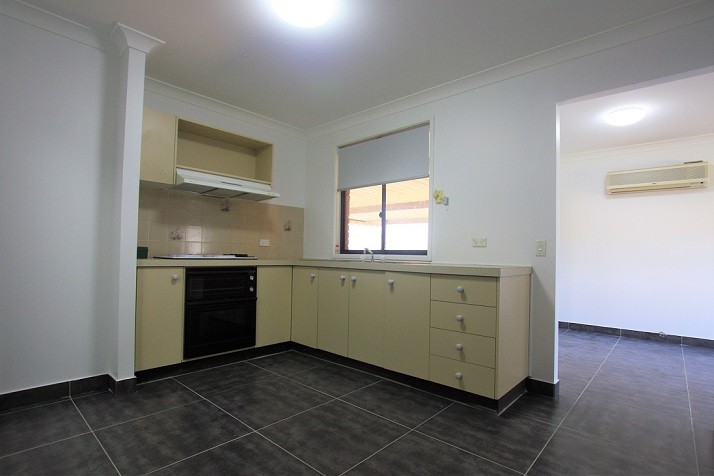 85 Crispsparkle Drive, Ambarvale, NSW 2560