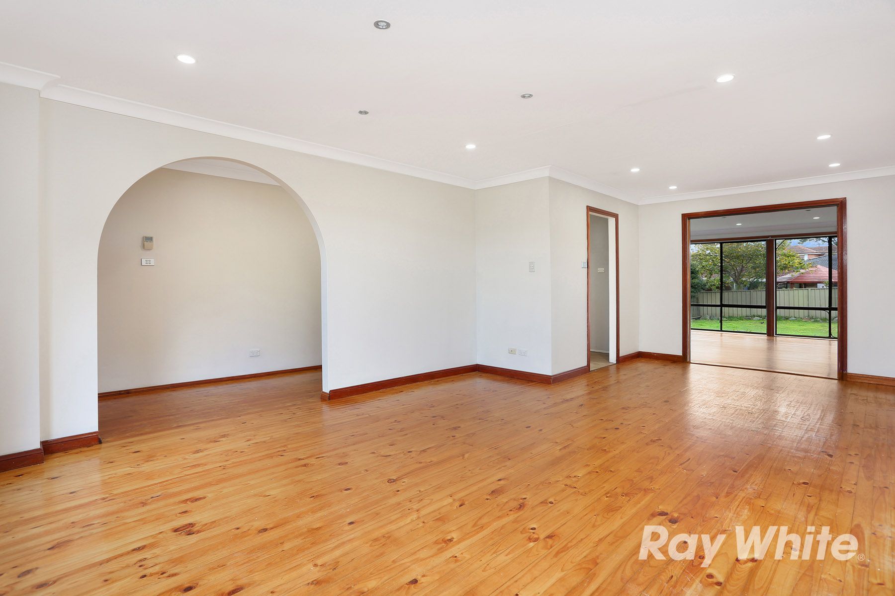 2 Lear Close — photo 4 of 15