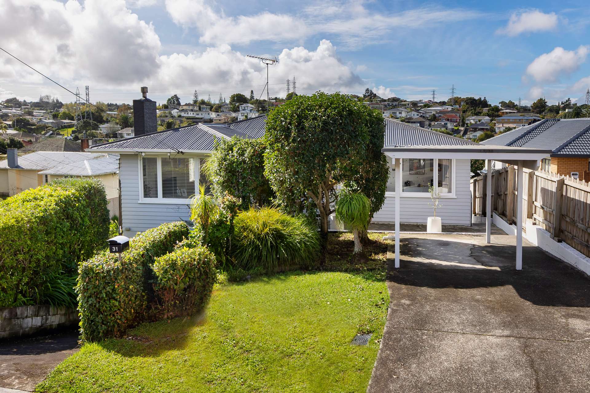 31 Marshall Laing Avenue photo 0